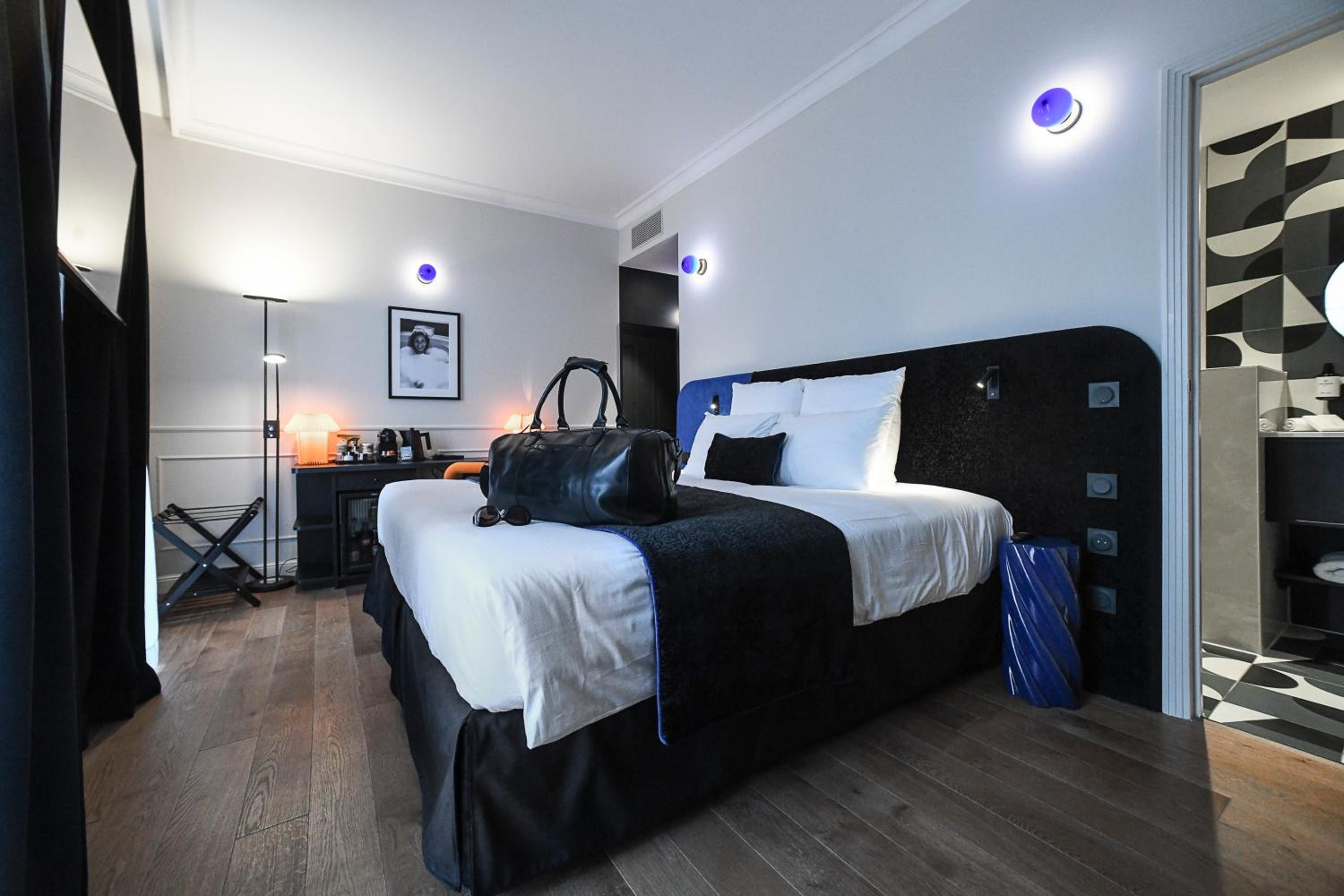 Double Room - Photo 1