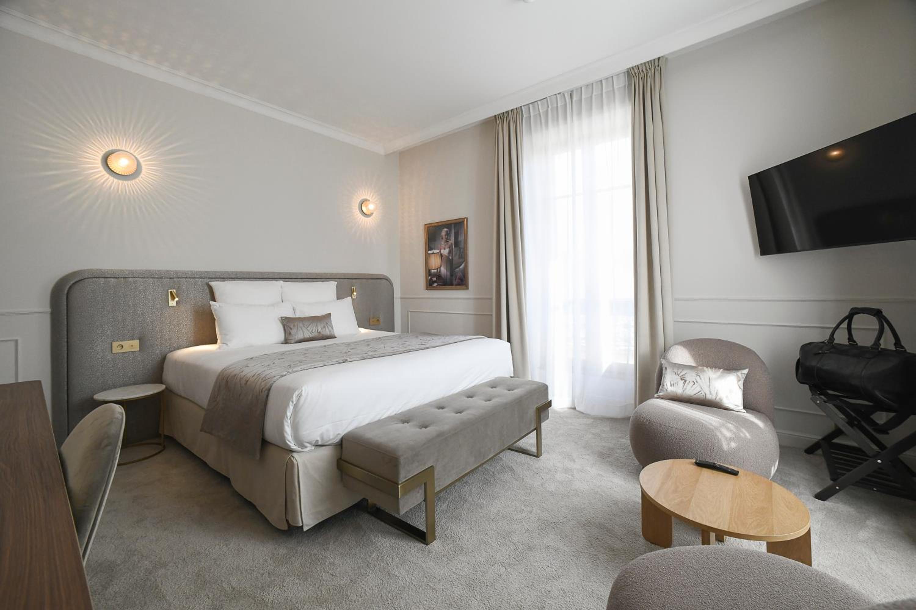 Deluxe Double Room - Photo 1