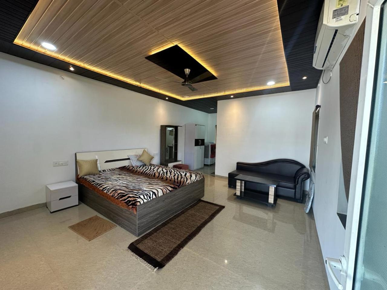 Deluxe Suite photo 2