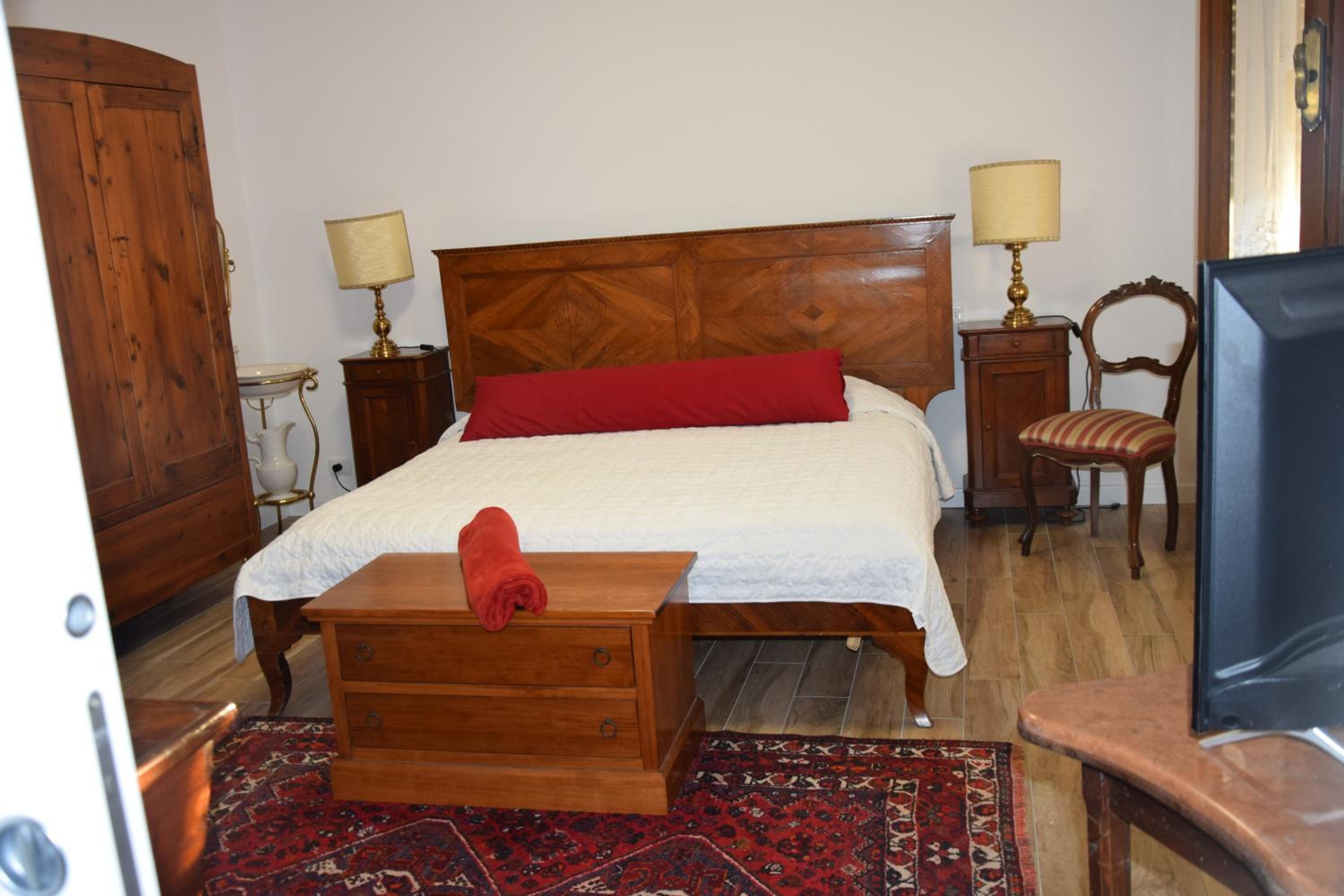 Double Room with Private Bathroom photo 1
