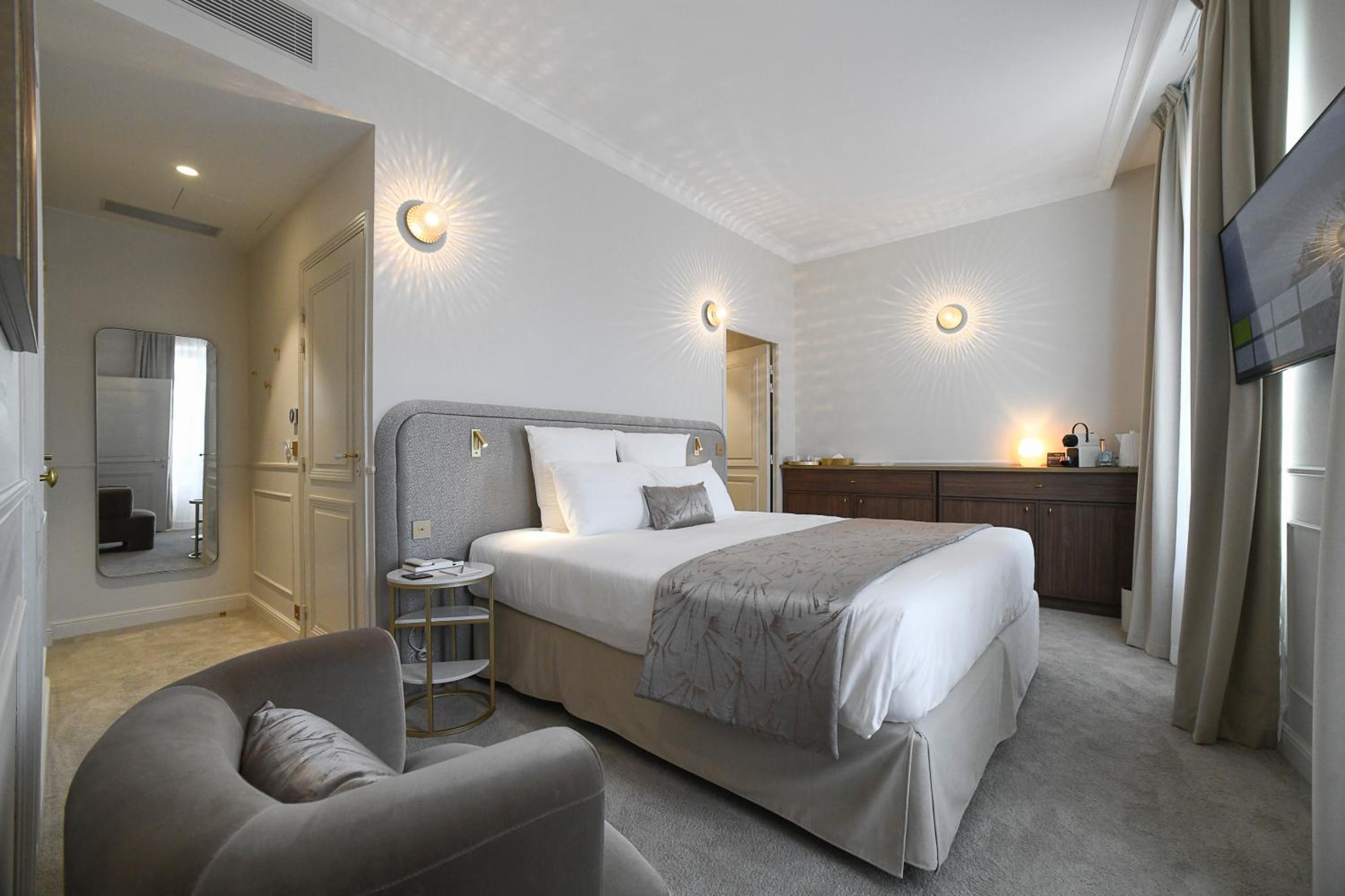 Executive Suite