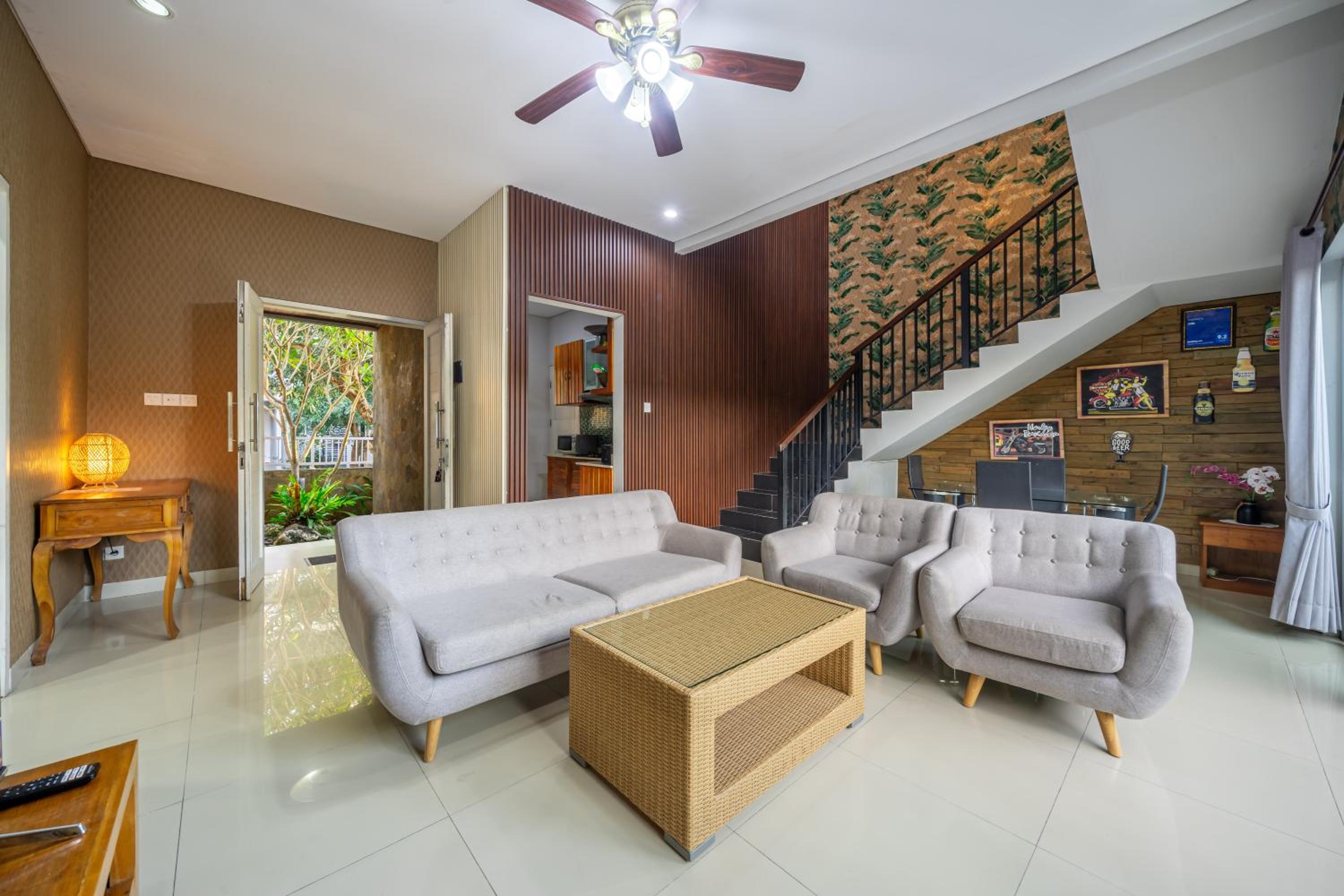 Three-Bedroom Villa - Photo 25
