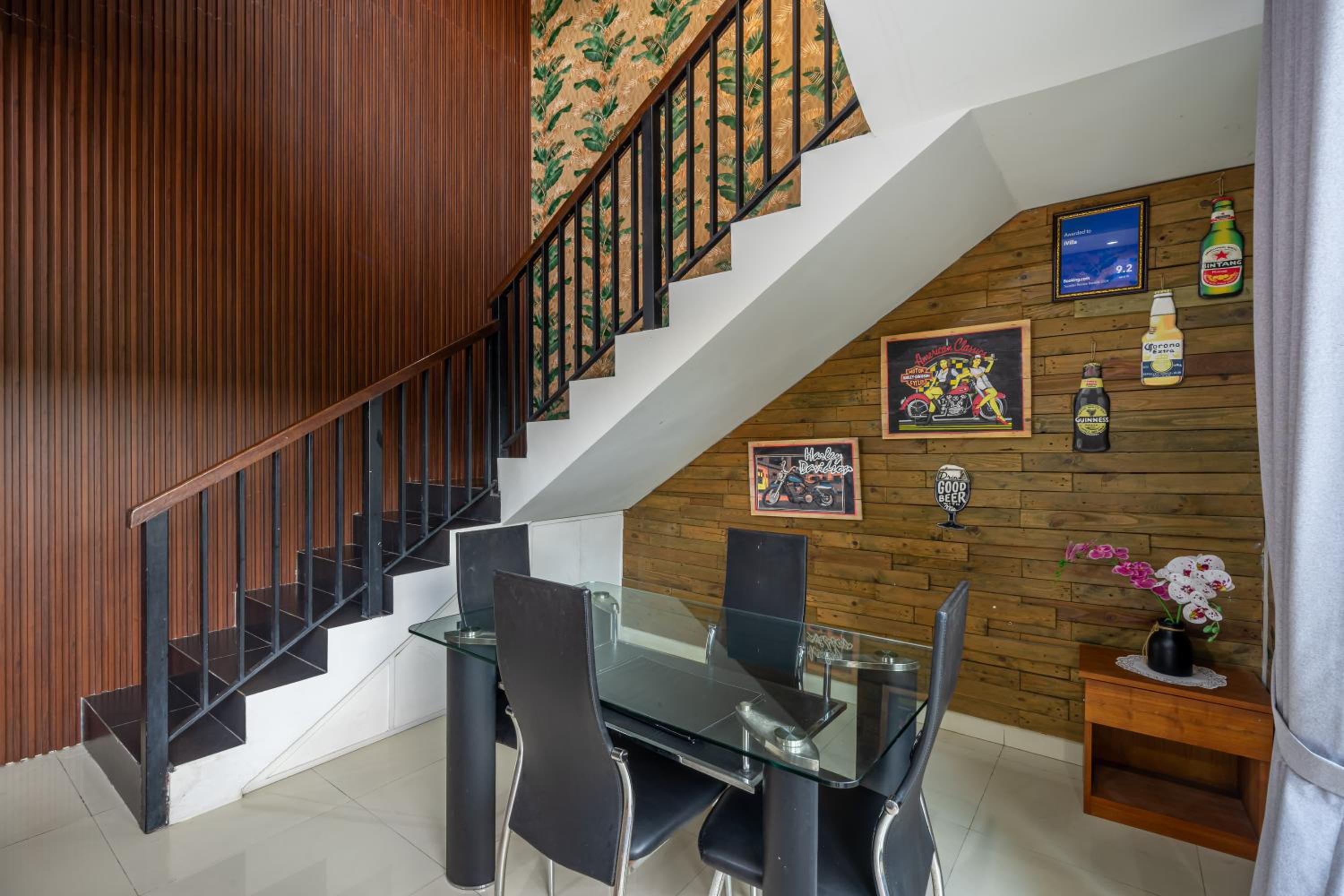 Three-Bedroom Villa - Photo 21