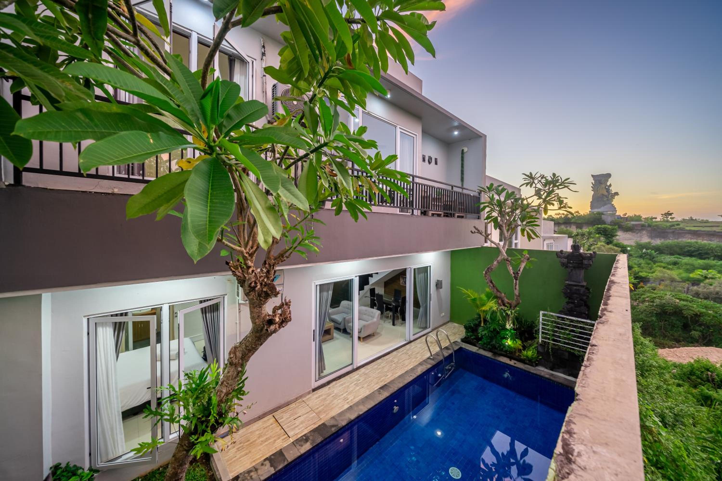 Three-Bedroom Villa - Photo 10