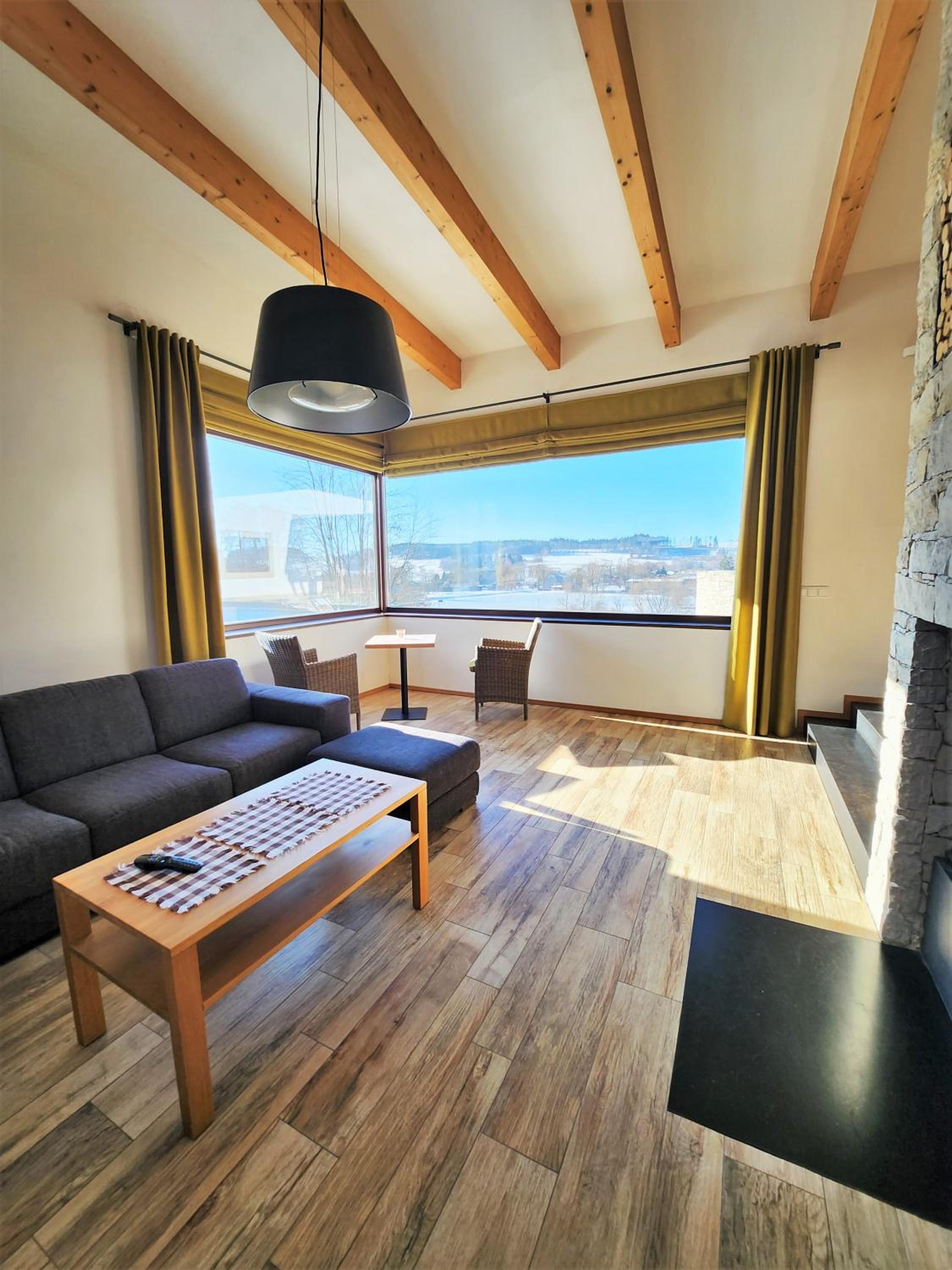 Villa photo 1