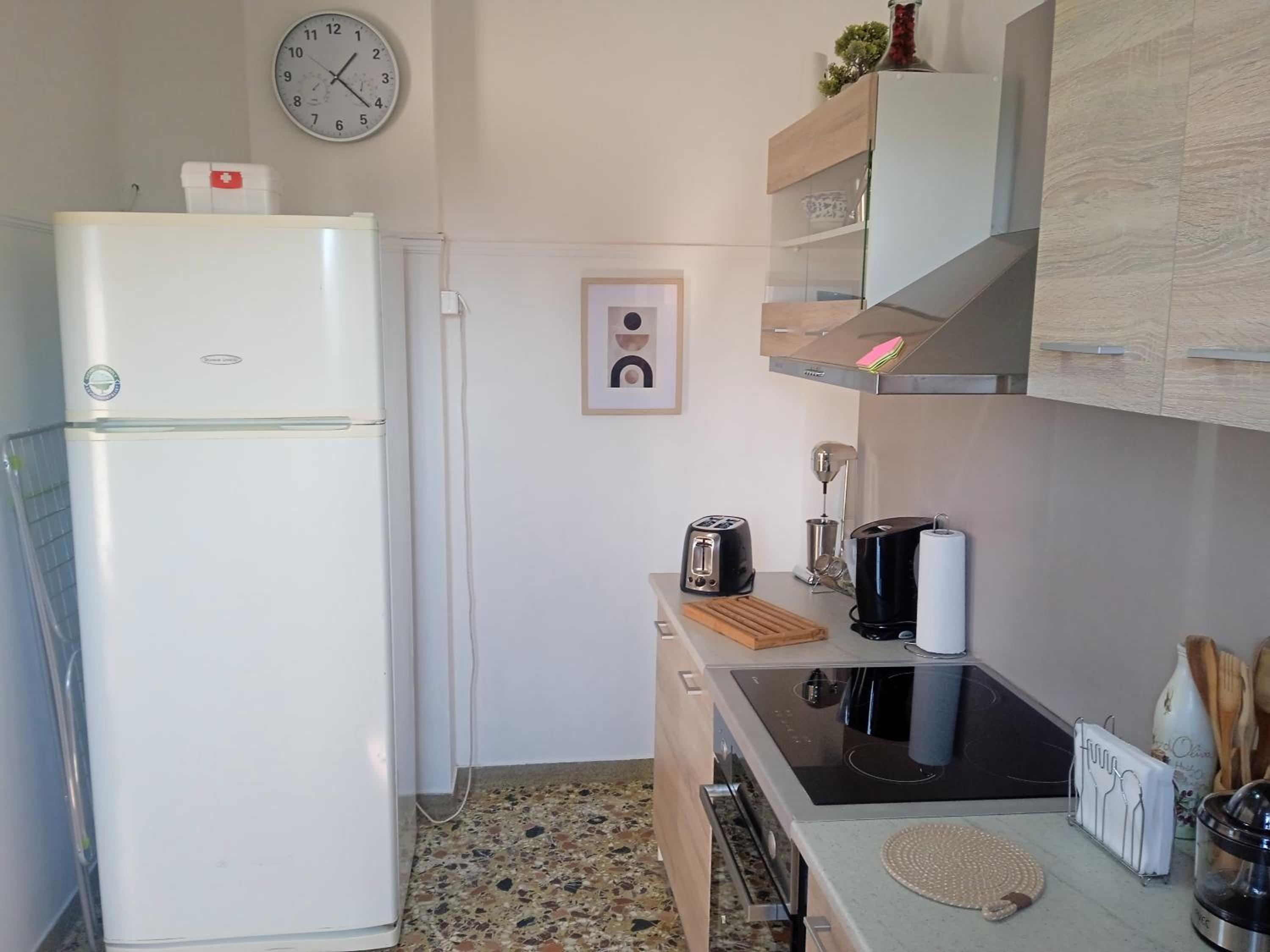 Two-Bedroom House - Photo 9