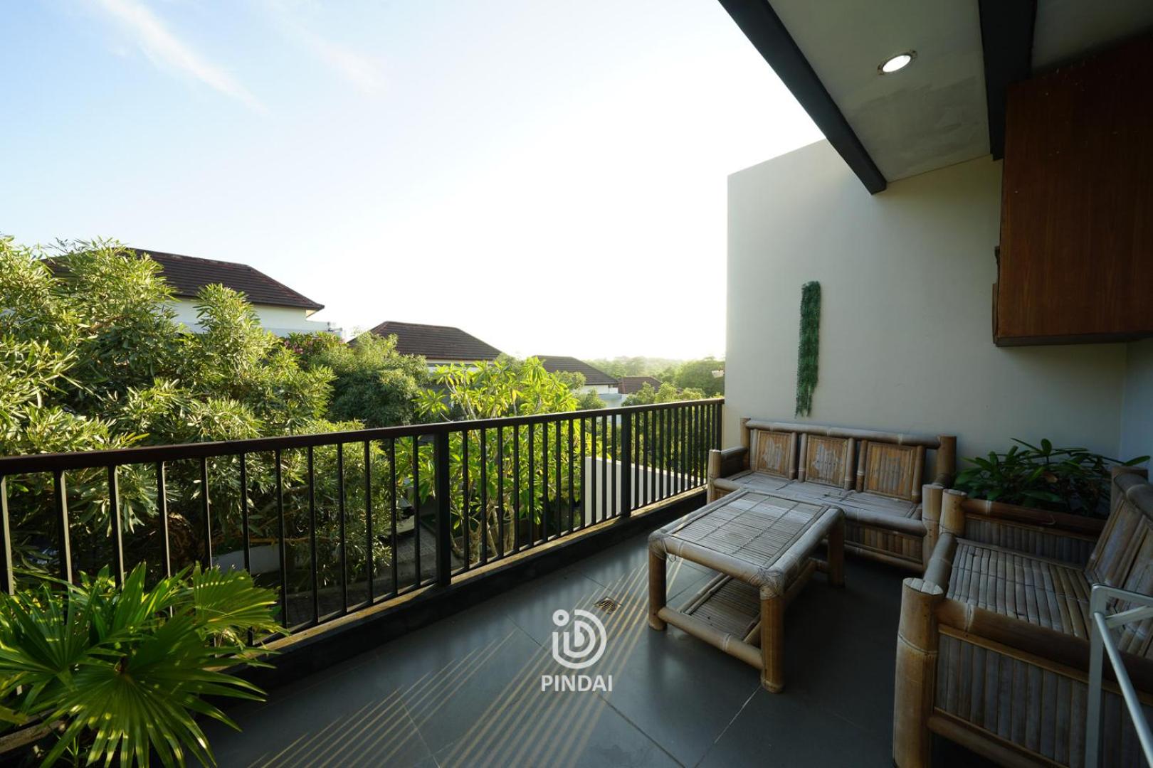 Three-Bedroom Villa - Photo 2