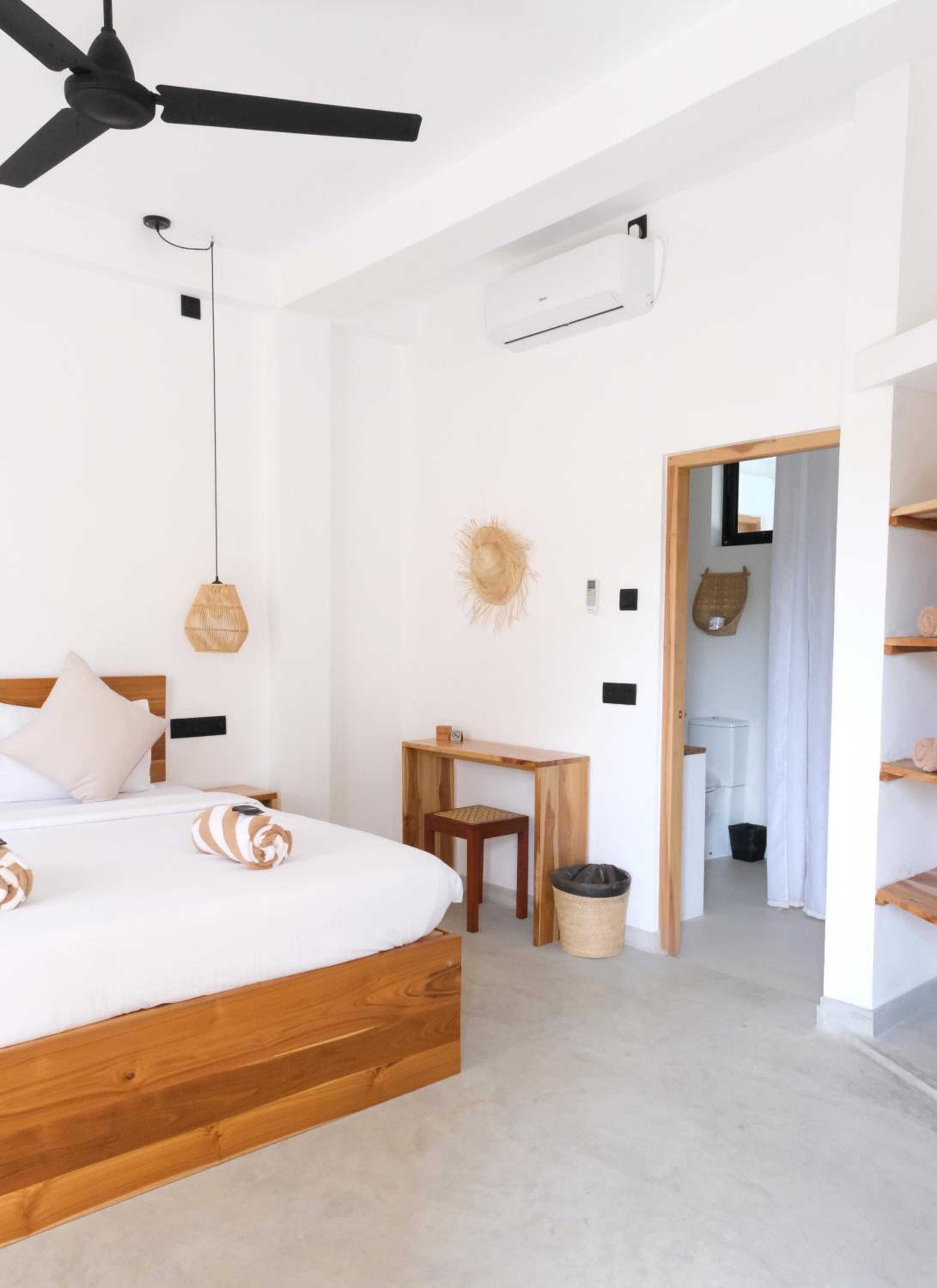 Deluxe Double Room with Balcony
