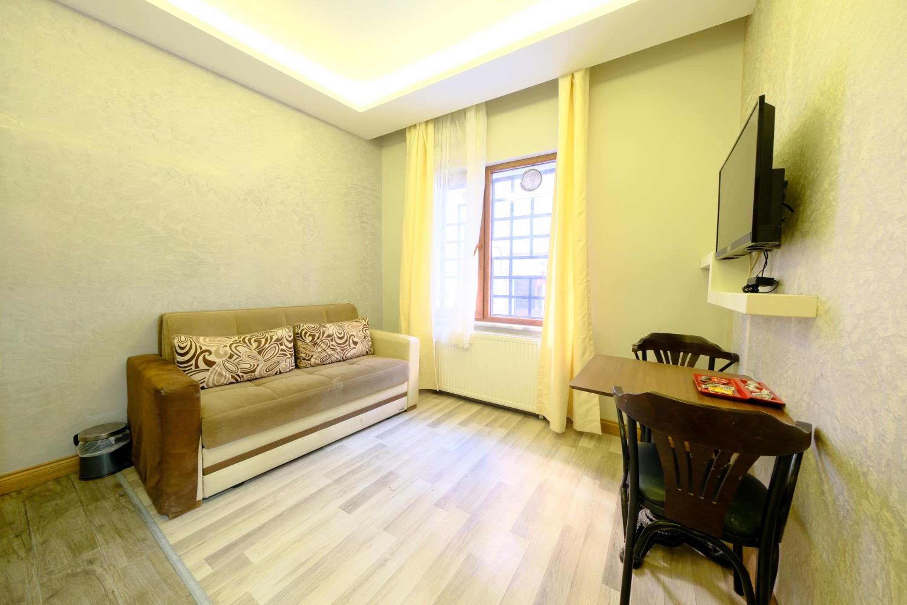 Deluxe Quadruple Room photo 3