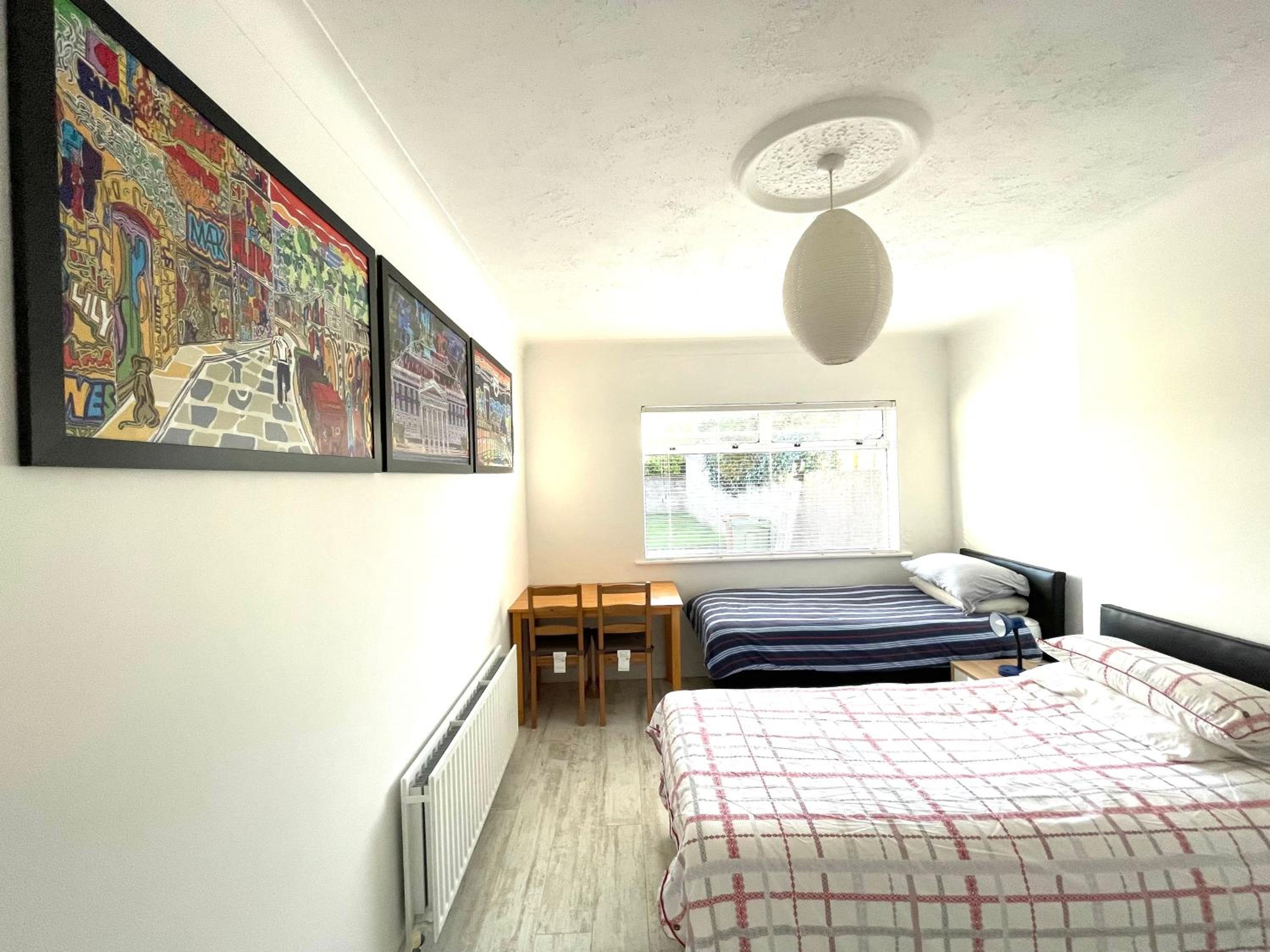 Double Room with Shared Bathroom photo 3