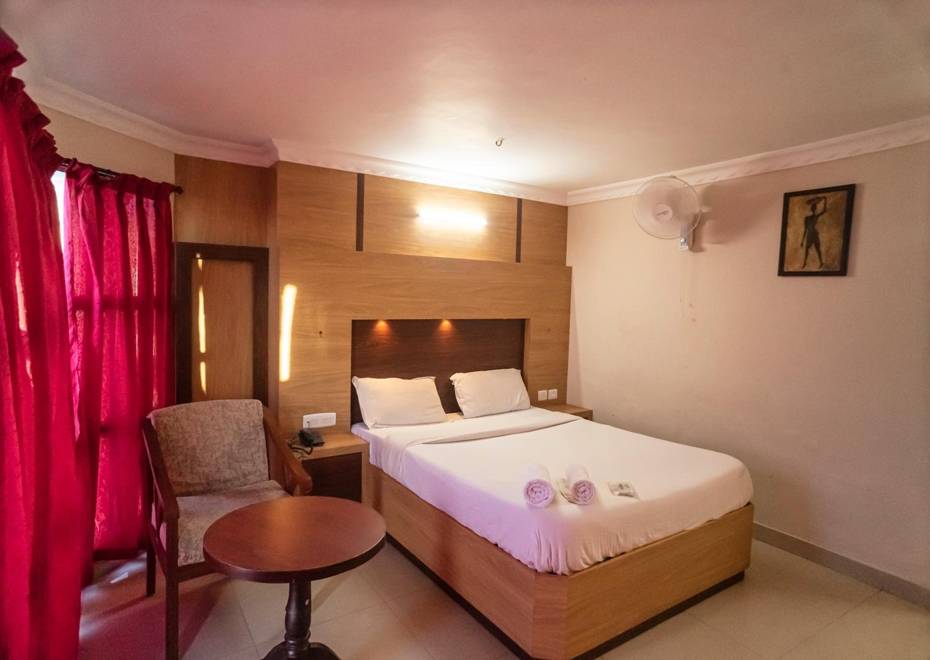 Deluxe Double Room With Balcony And Sea View photo 2