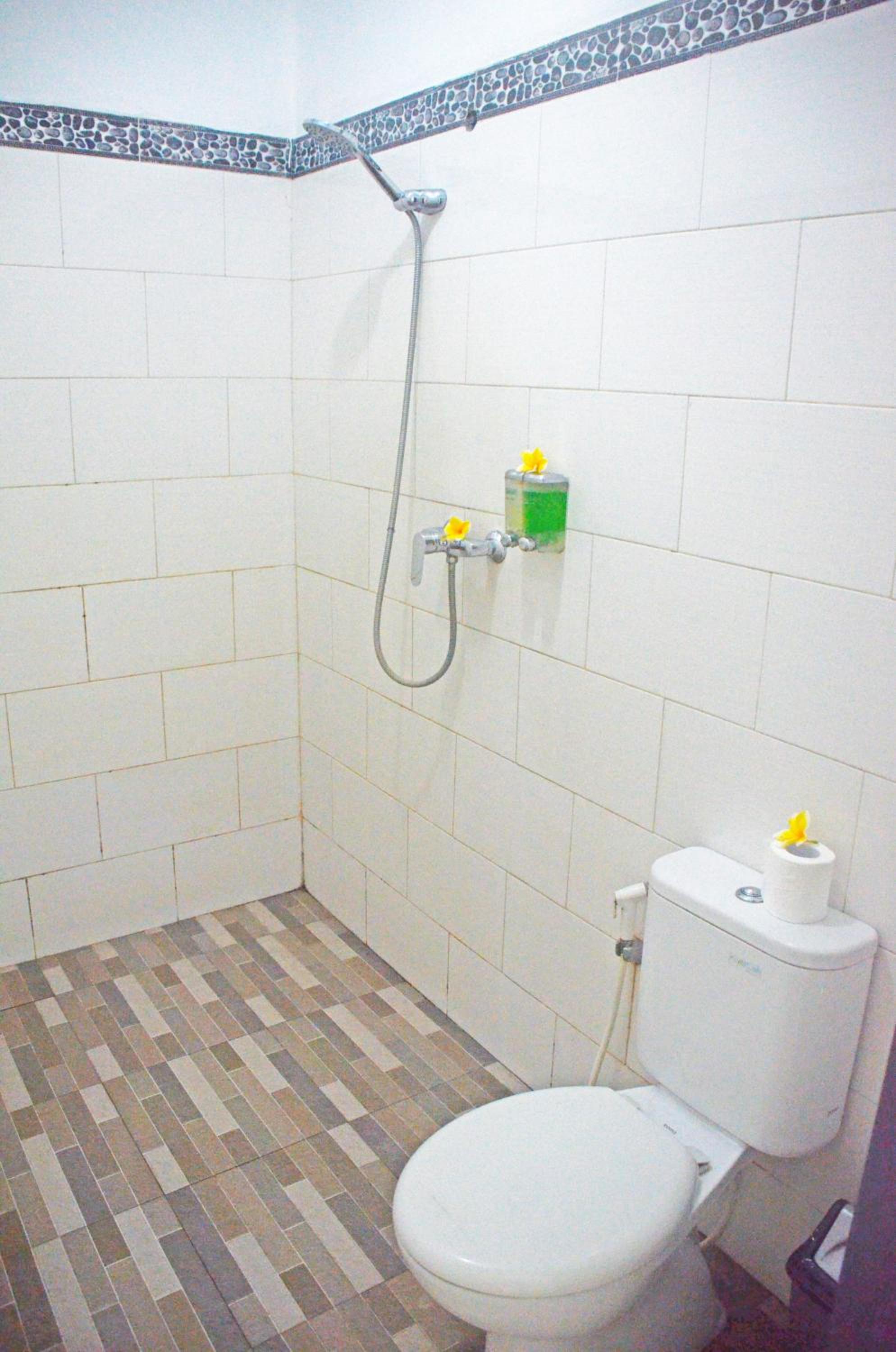 Standard Double Room - Photo 20