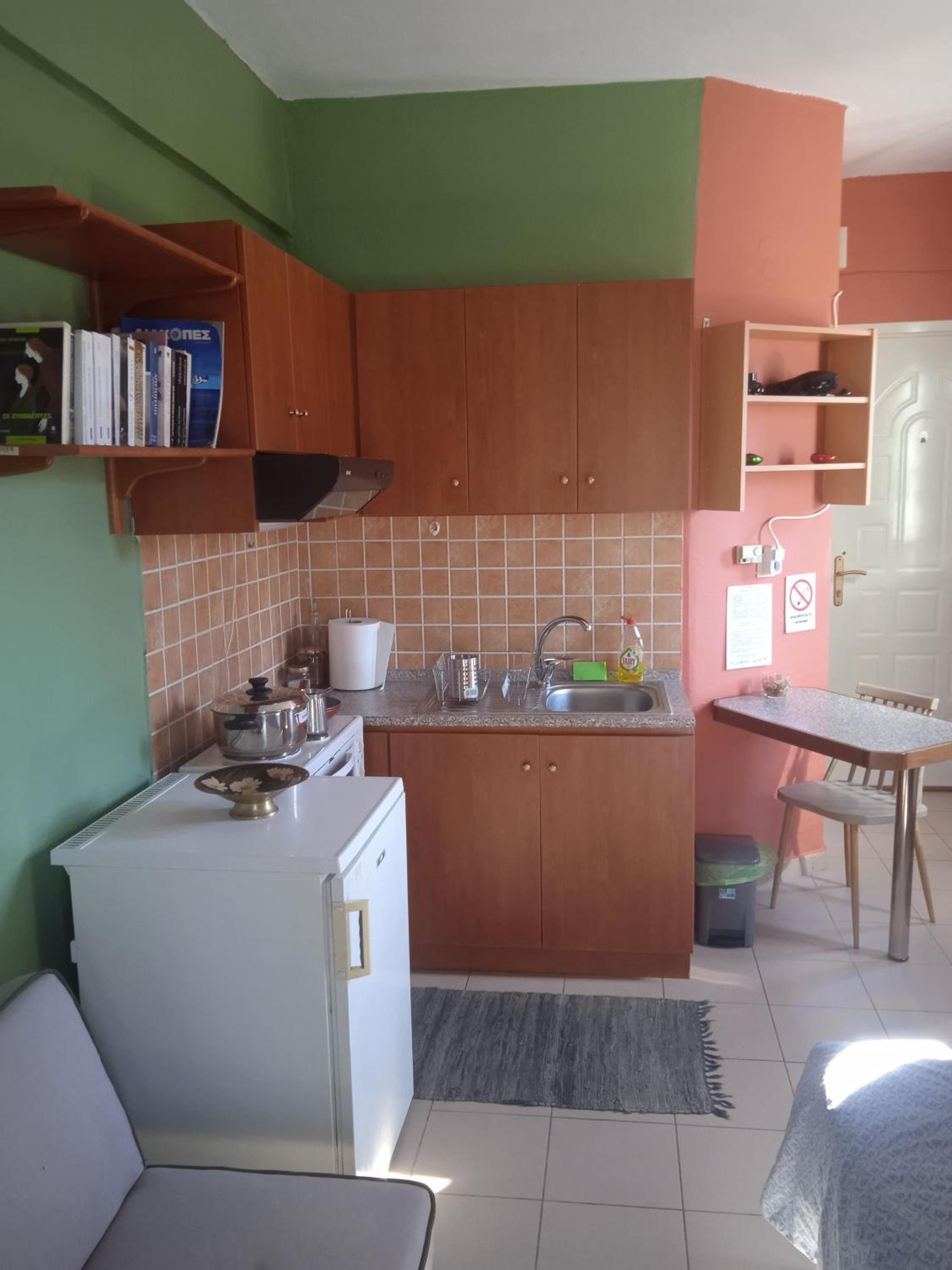 One-Bedroom Apartment - Photo 10