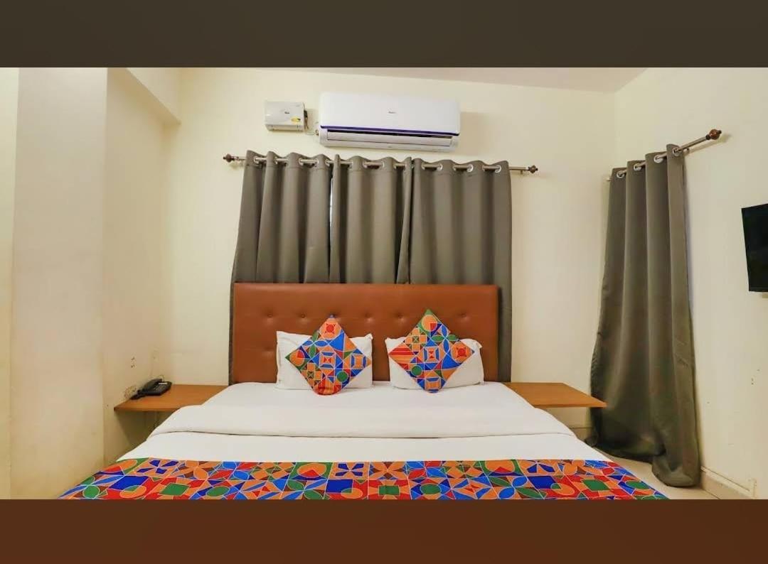 Standard Double Room photo 2