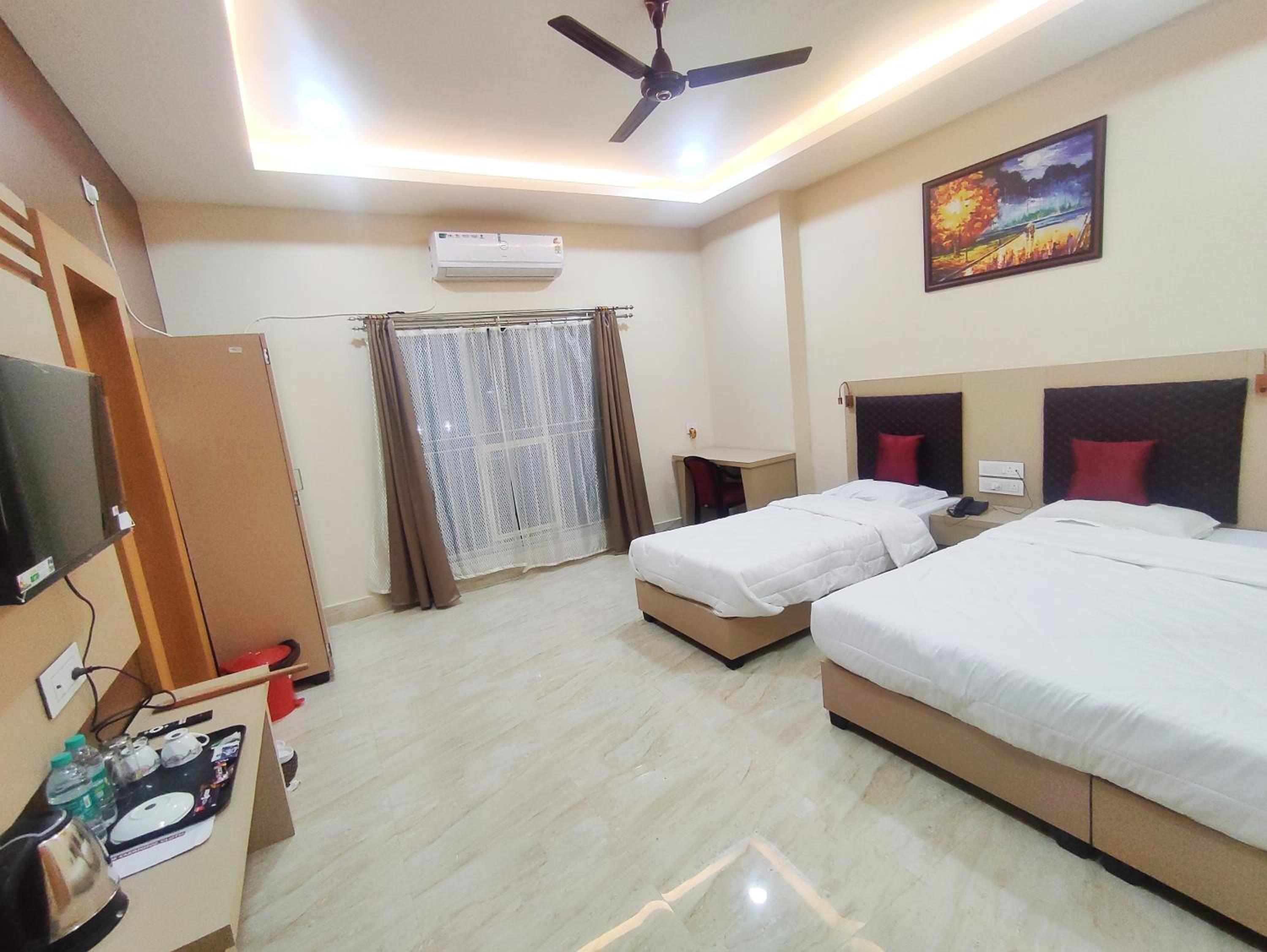 Standard Triple Room photo 2