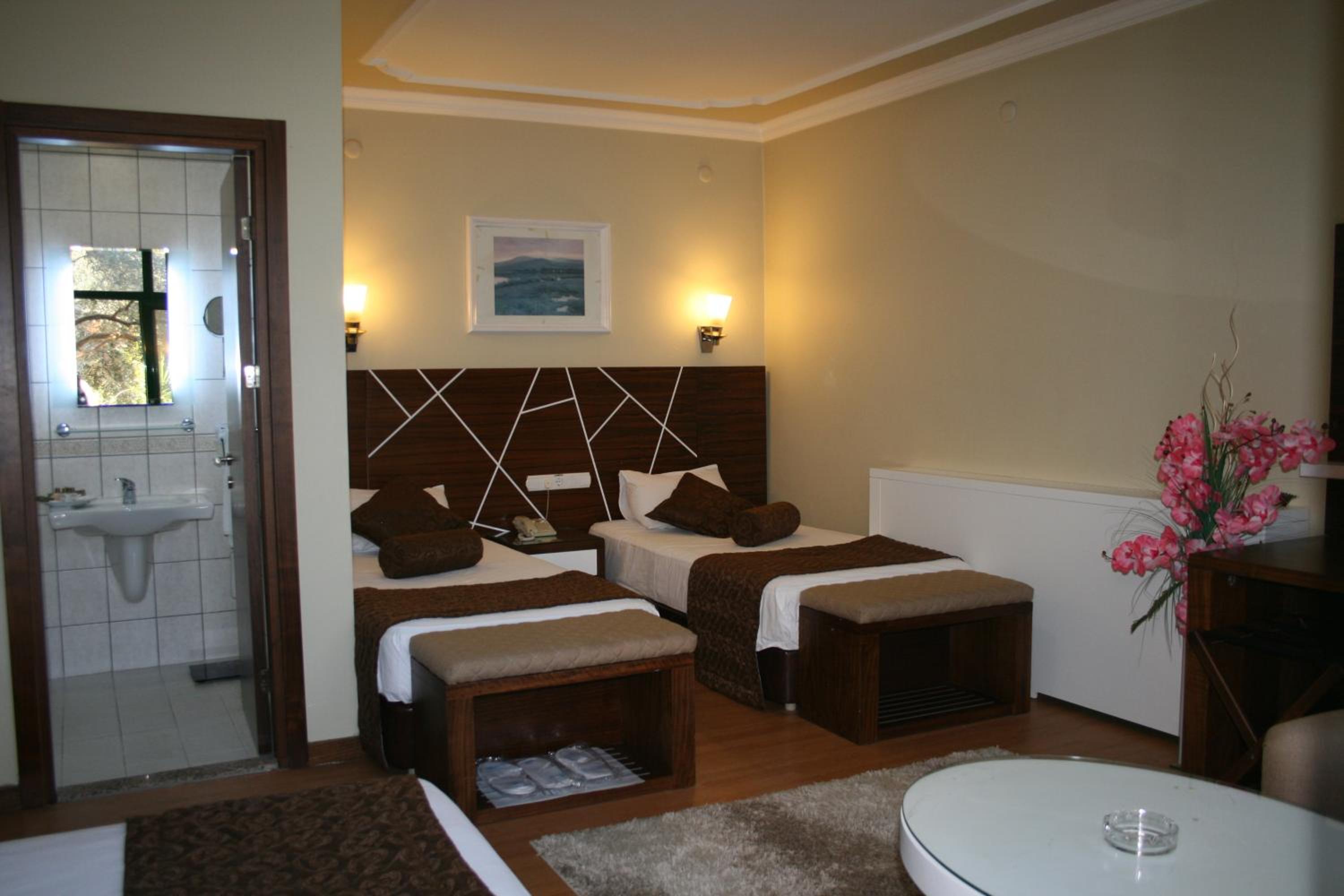 Triple Room with Garden View
