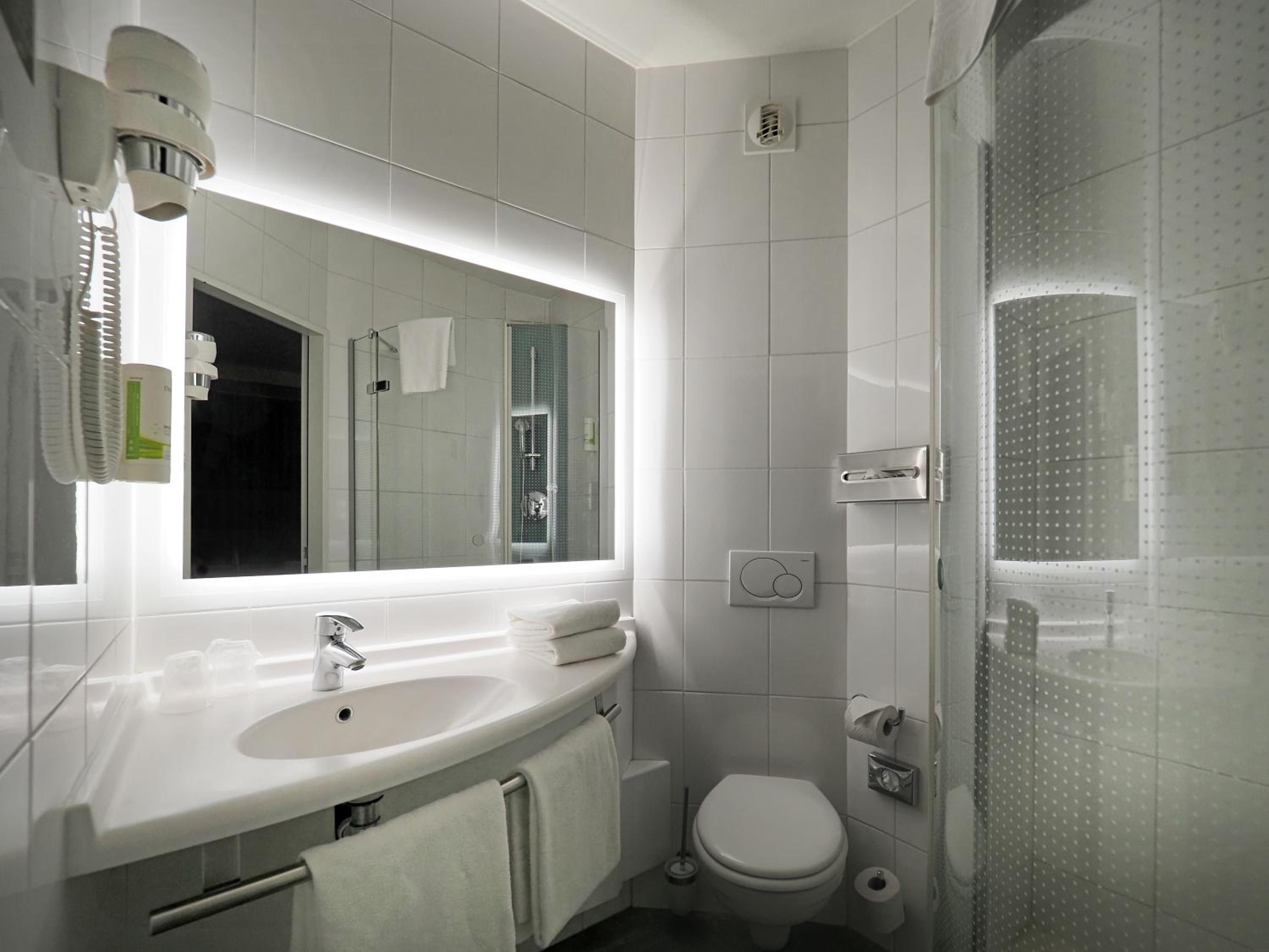 Superior Twin Room - Photo 3