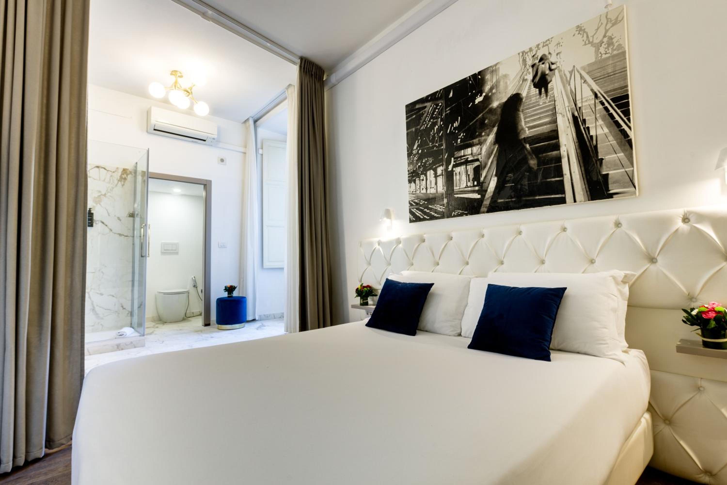 Romantic Superior Room photo 1