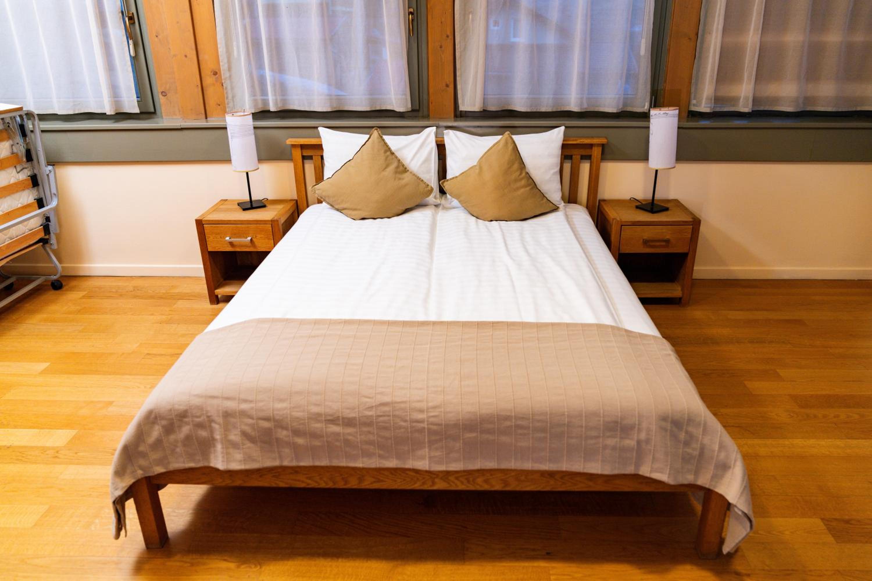 Suite with Mountain View - Photo 8