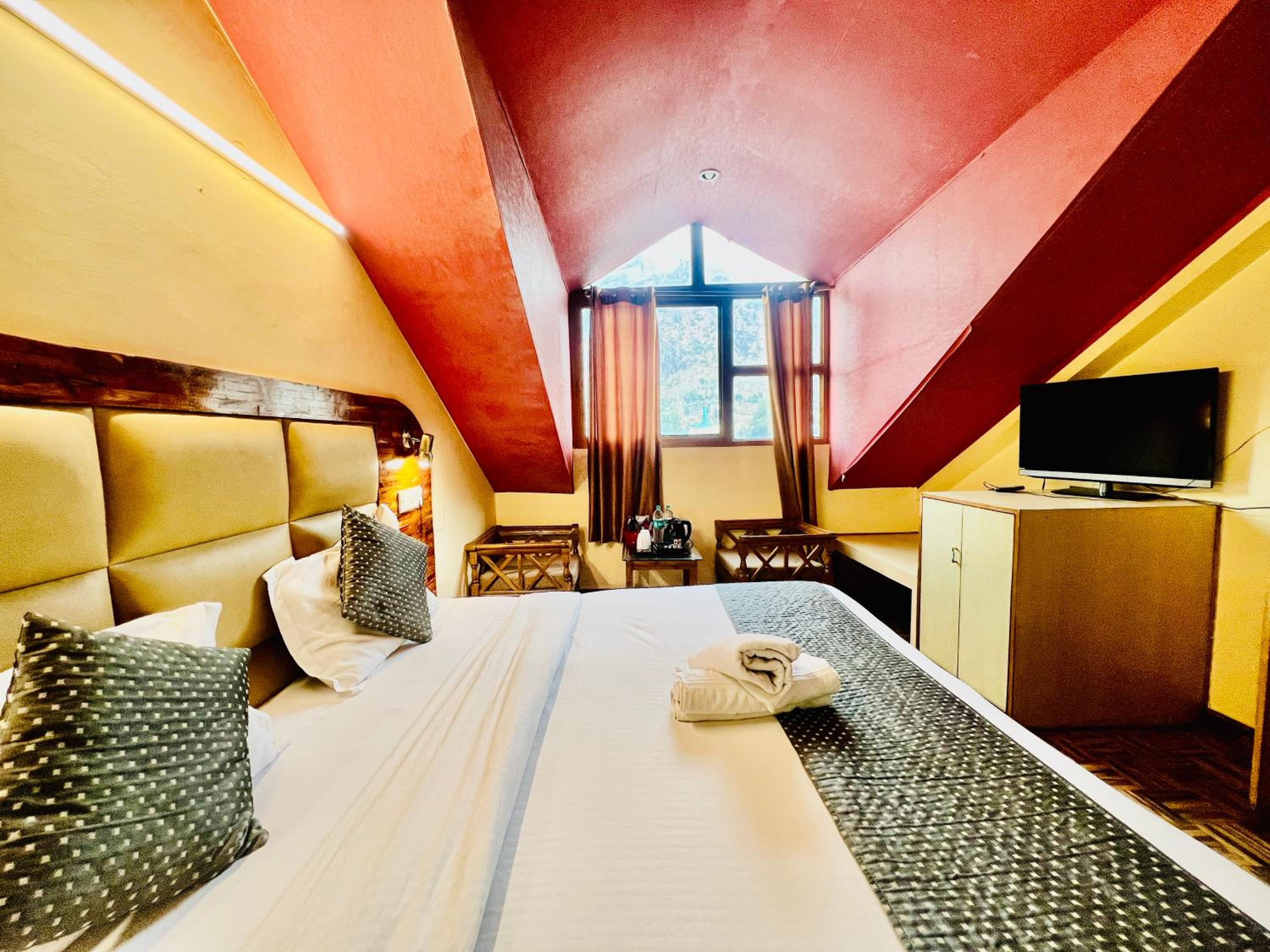 Executive Triple Room