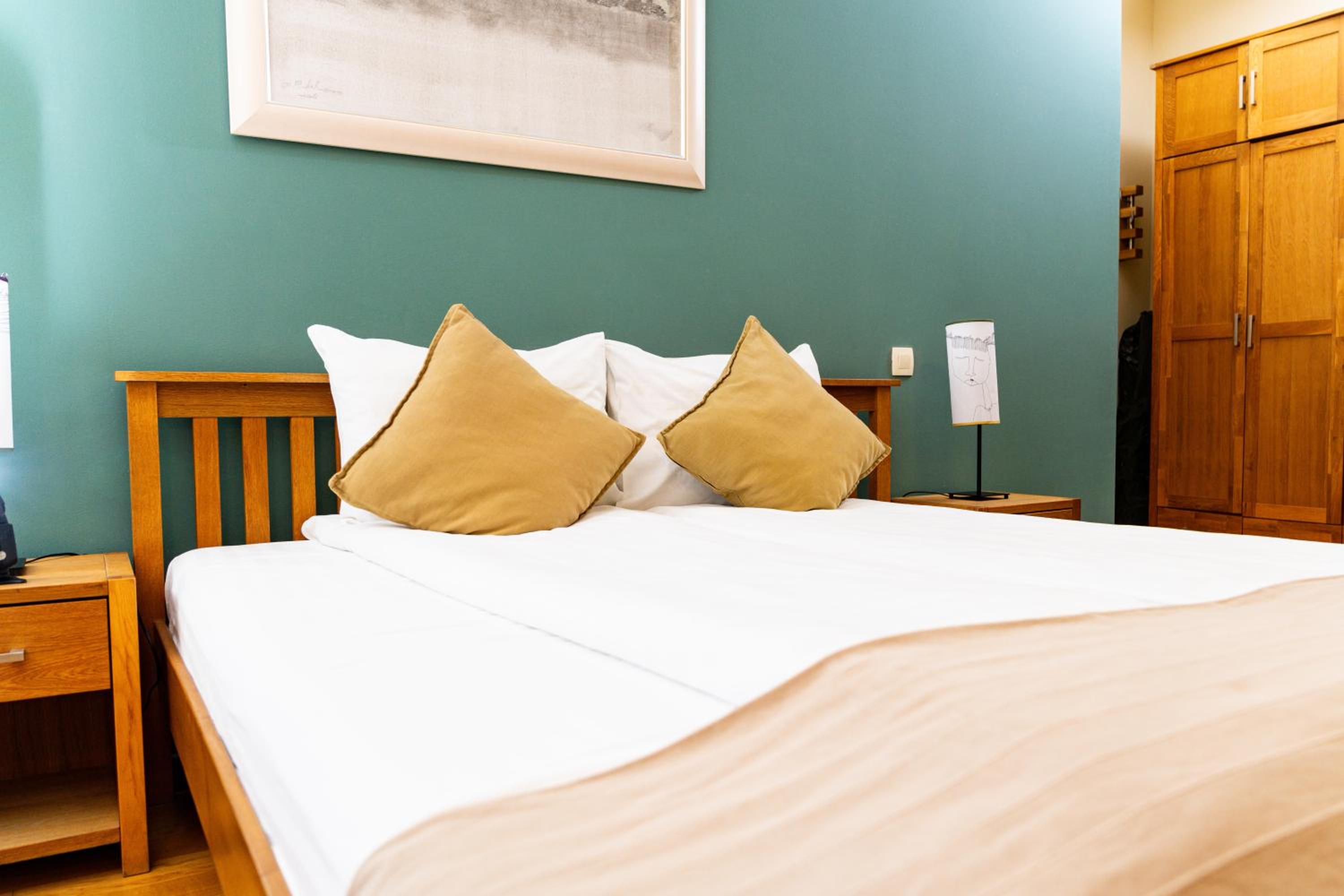 King Room - Disability Access - Photo 4