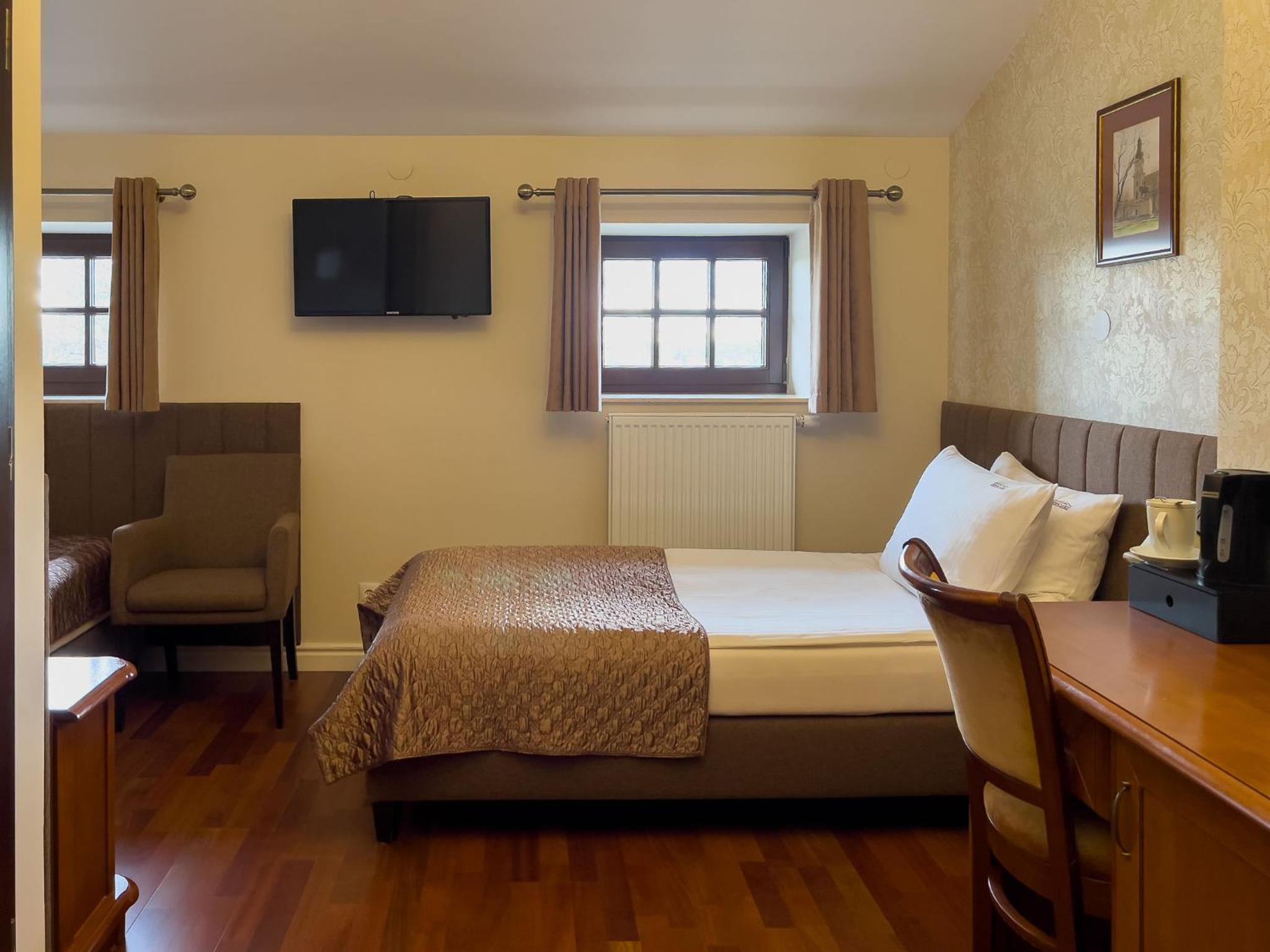 Twin Room - Photo 5