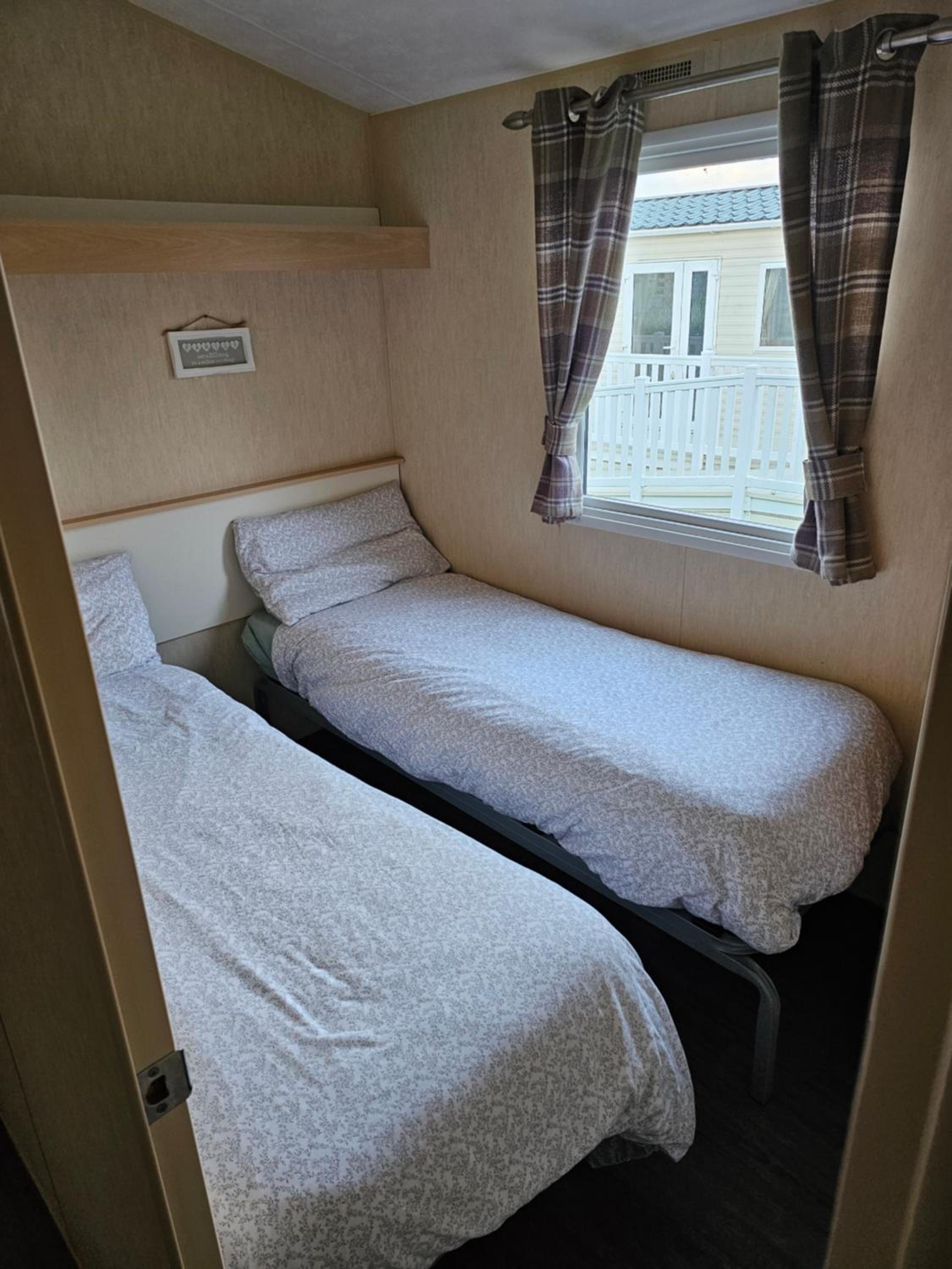 Caravan photo 2