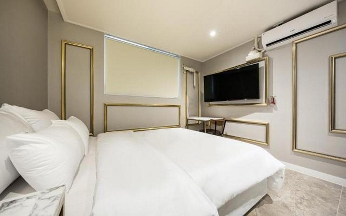 Premium Double Room