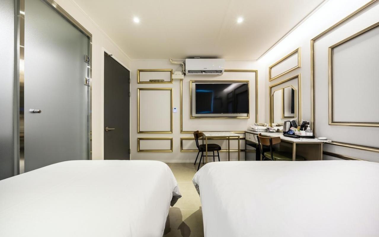 Superior Twin Room for 2 people