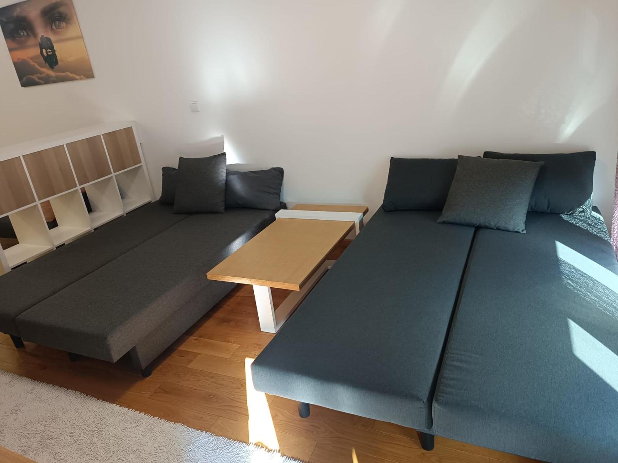 One-Bedroom Apartment photo 2