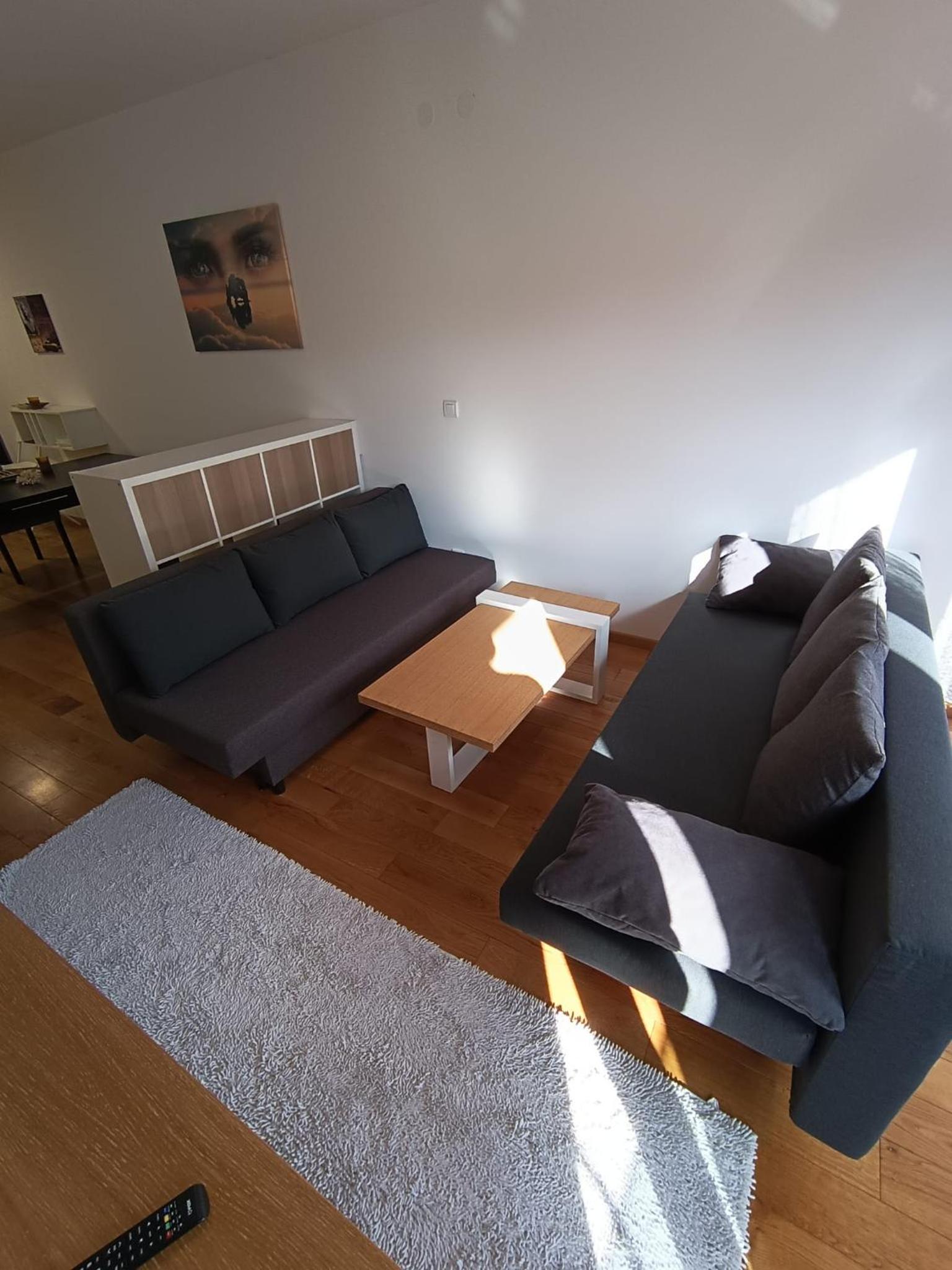 One-Bedroom Apartment photo 3