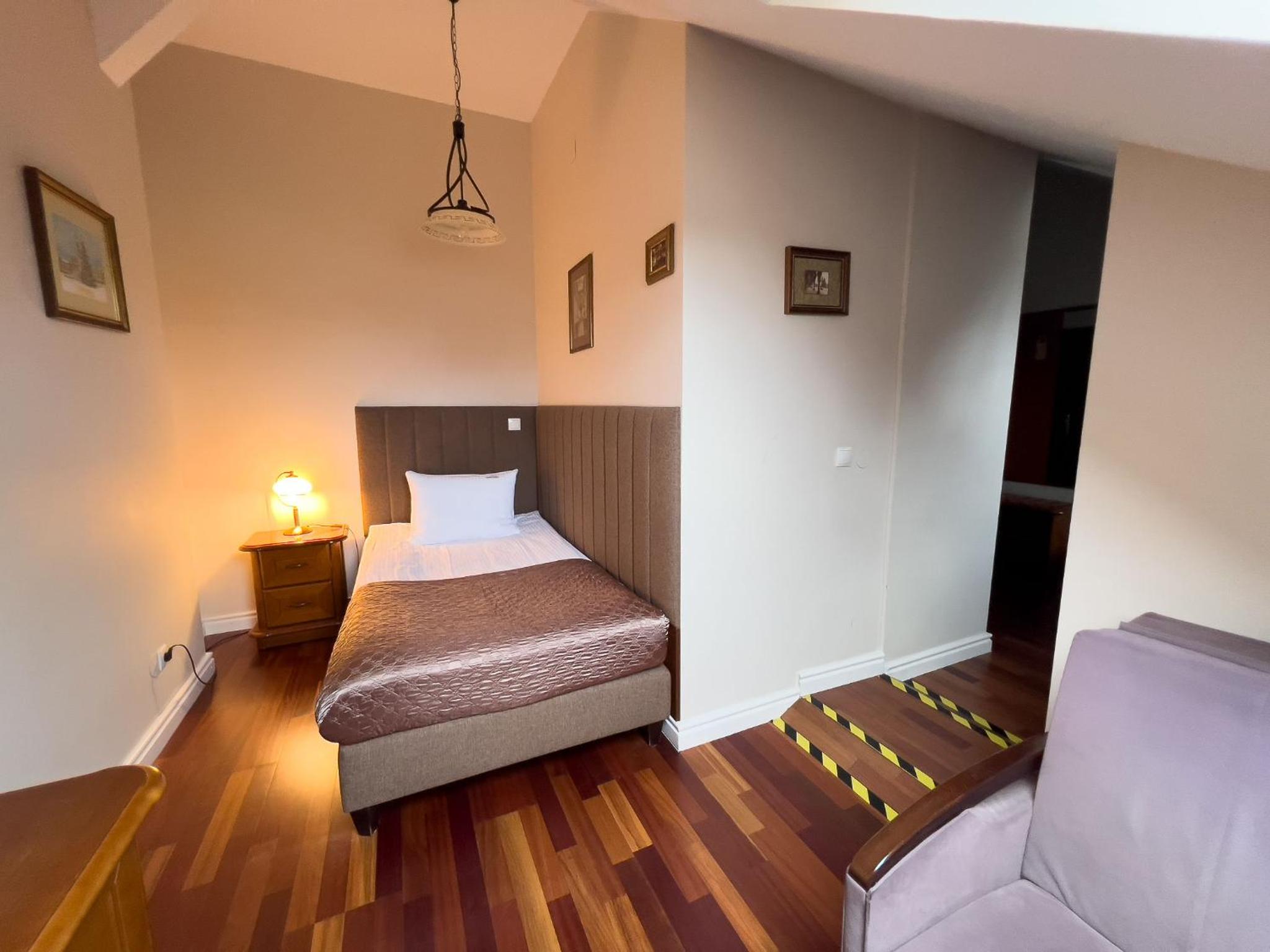 Economy Twin Room