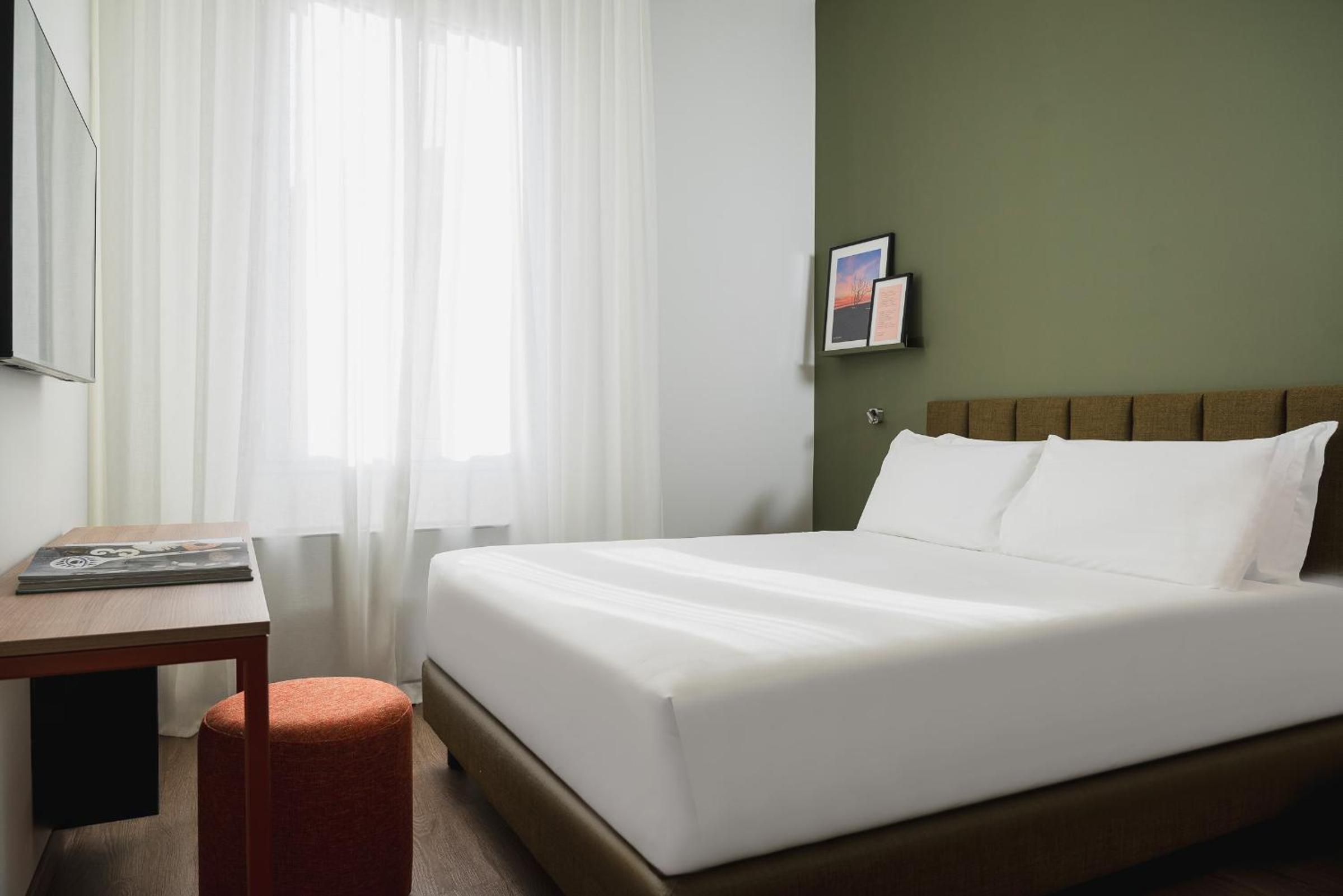 Double Room - Photo 1