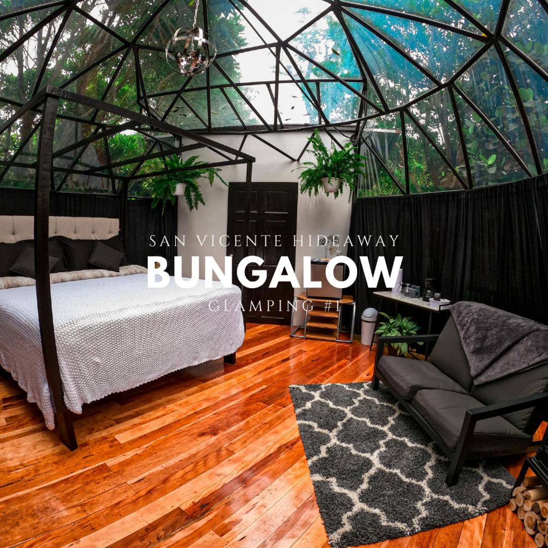 Bungalow - Photo 2