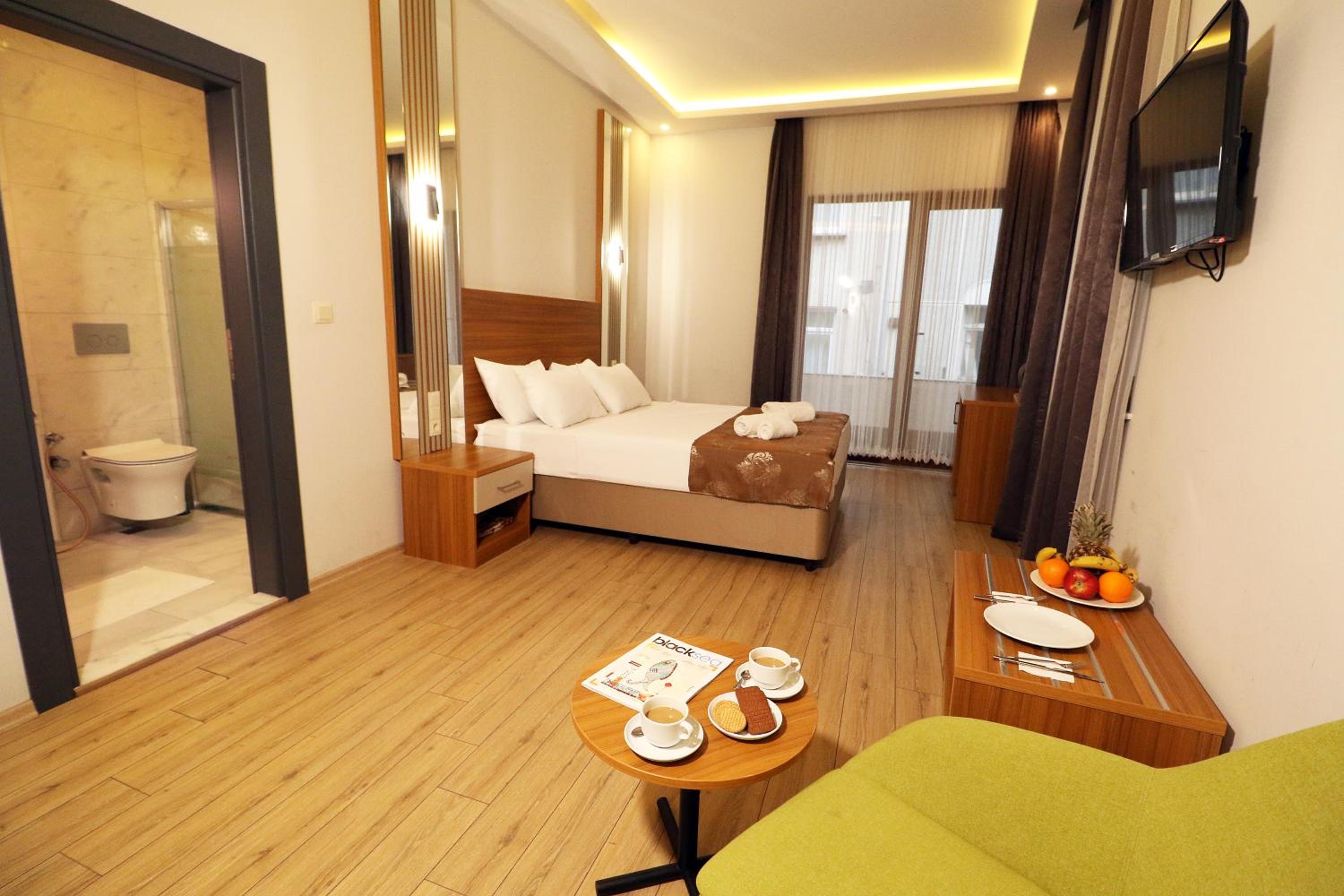 Standard Triple Room - Photo 2
