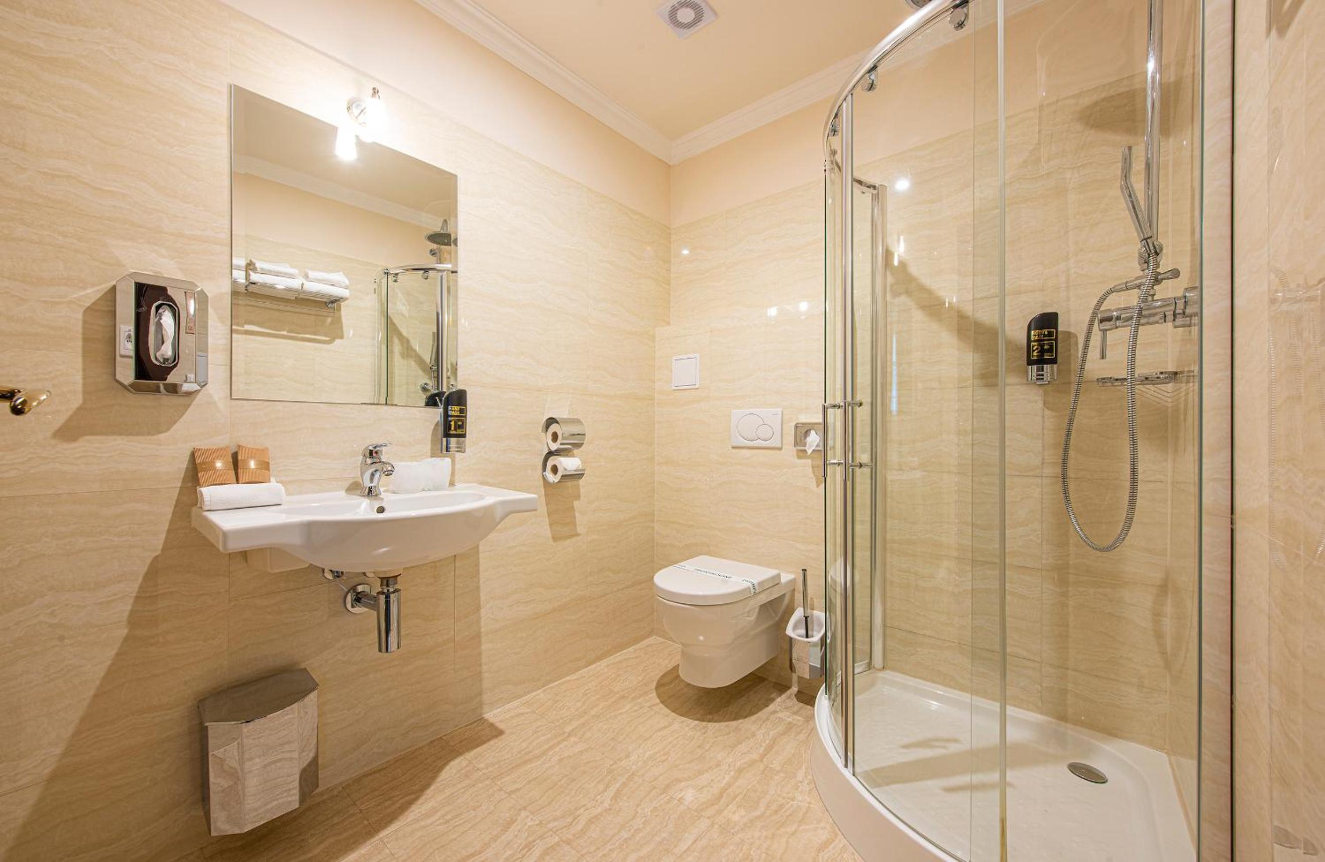 Standard Twin Room - Photo 2