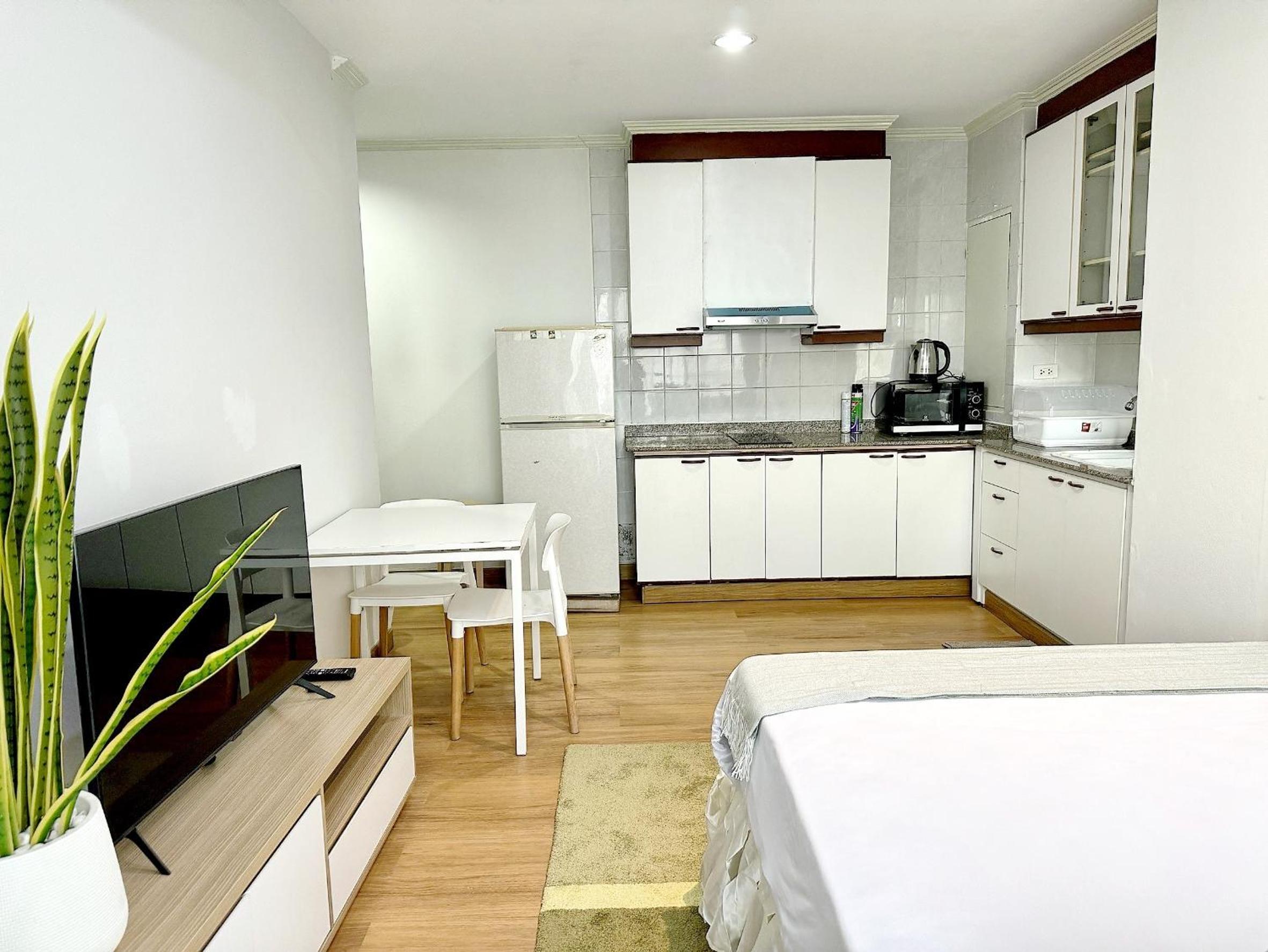 Deluxe Apartment photo 3