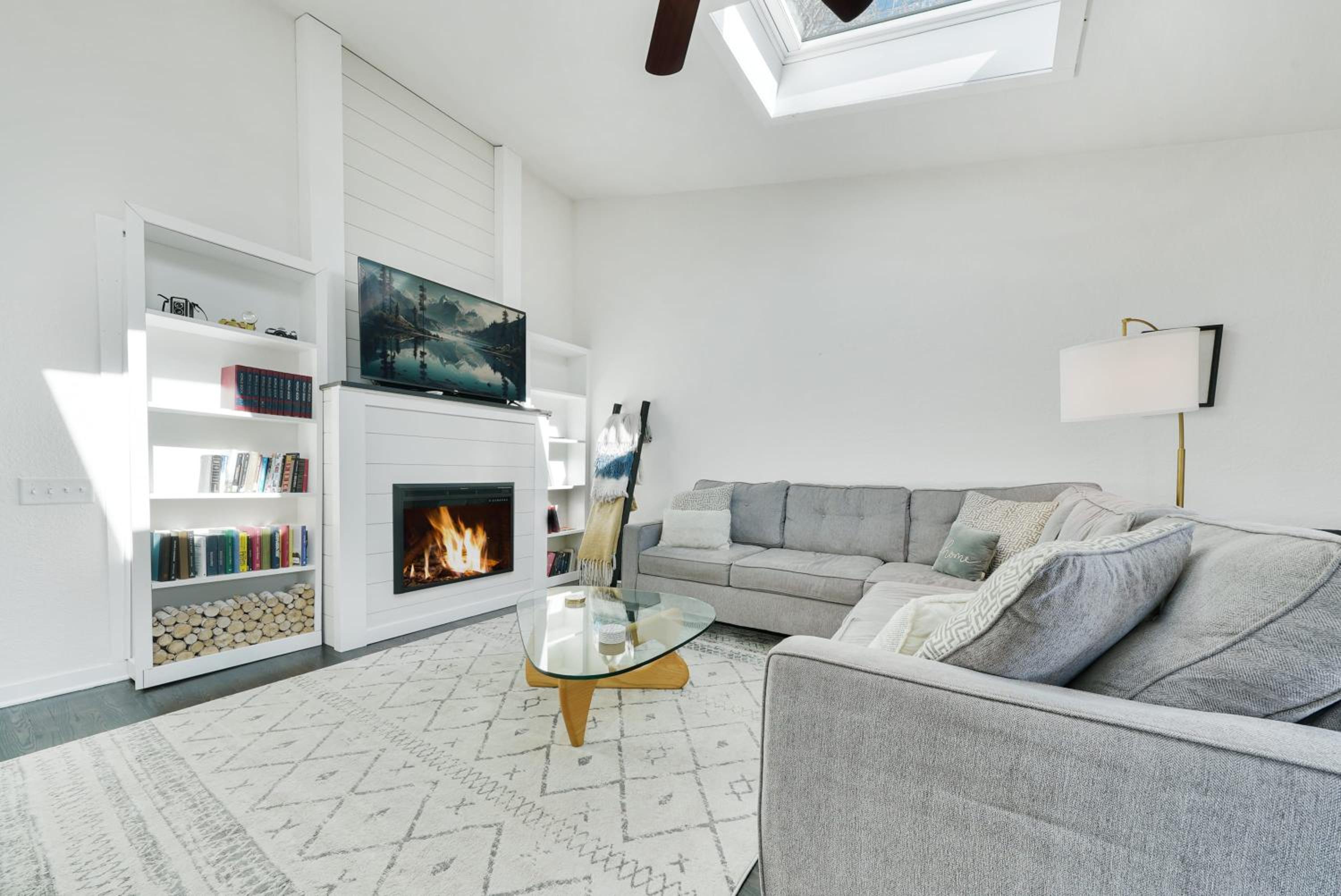 Family Room photo 1