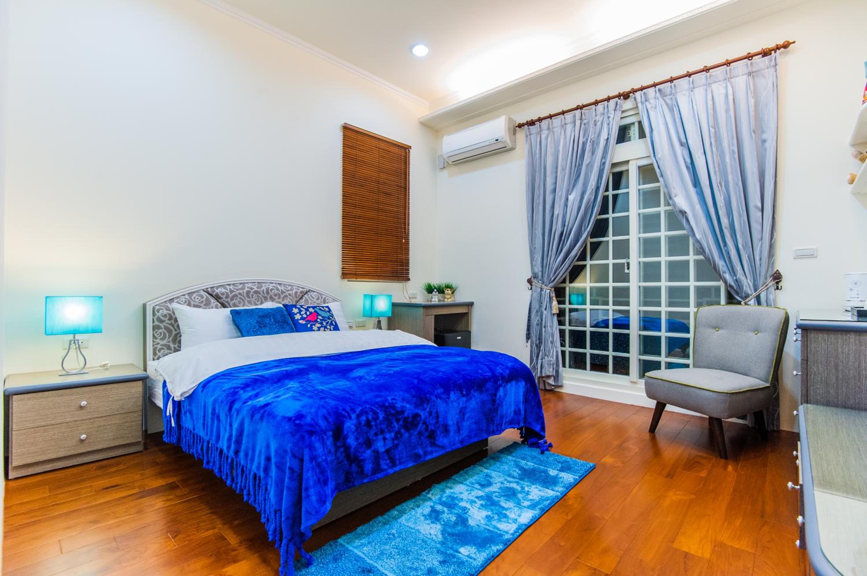 Deluxe Double Room with Shower photo 3