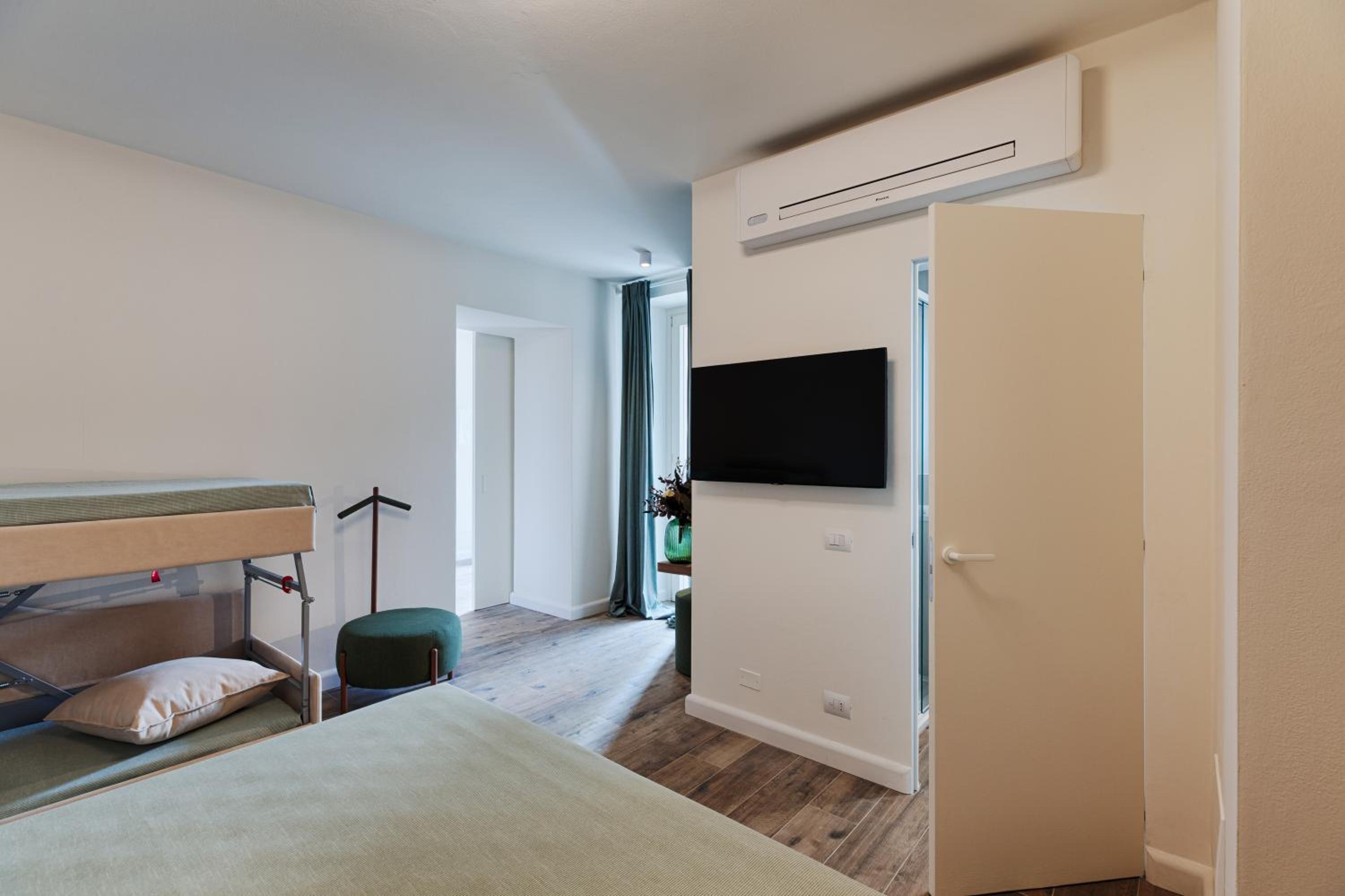 One-Bedroom House photo 3