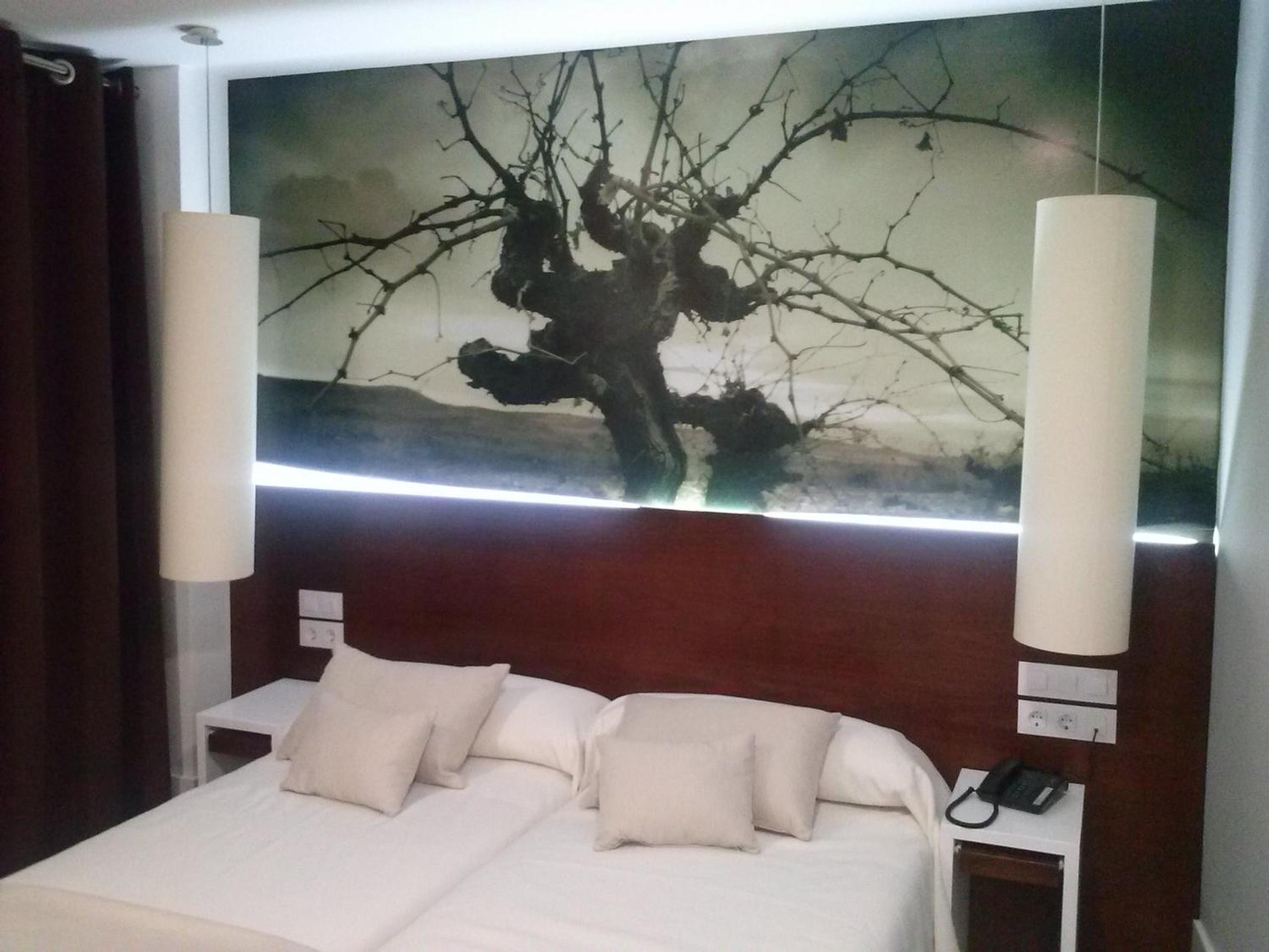 Double or Twin Room - Photo 26