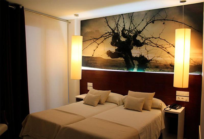 Double or Twin Room - Photo 23