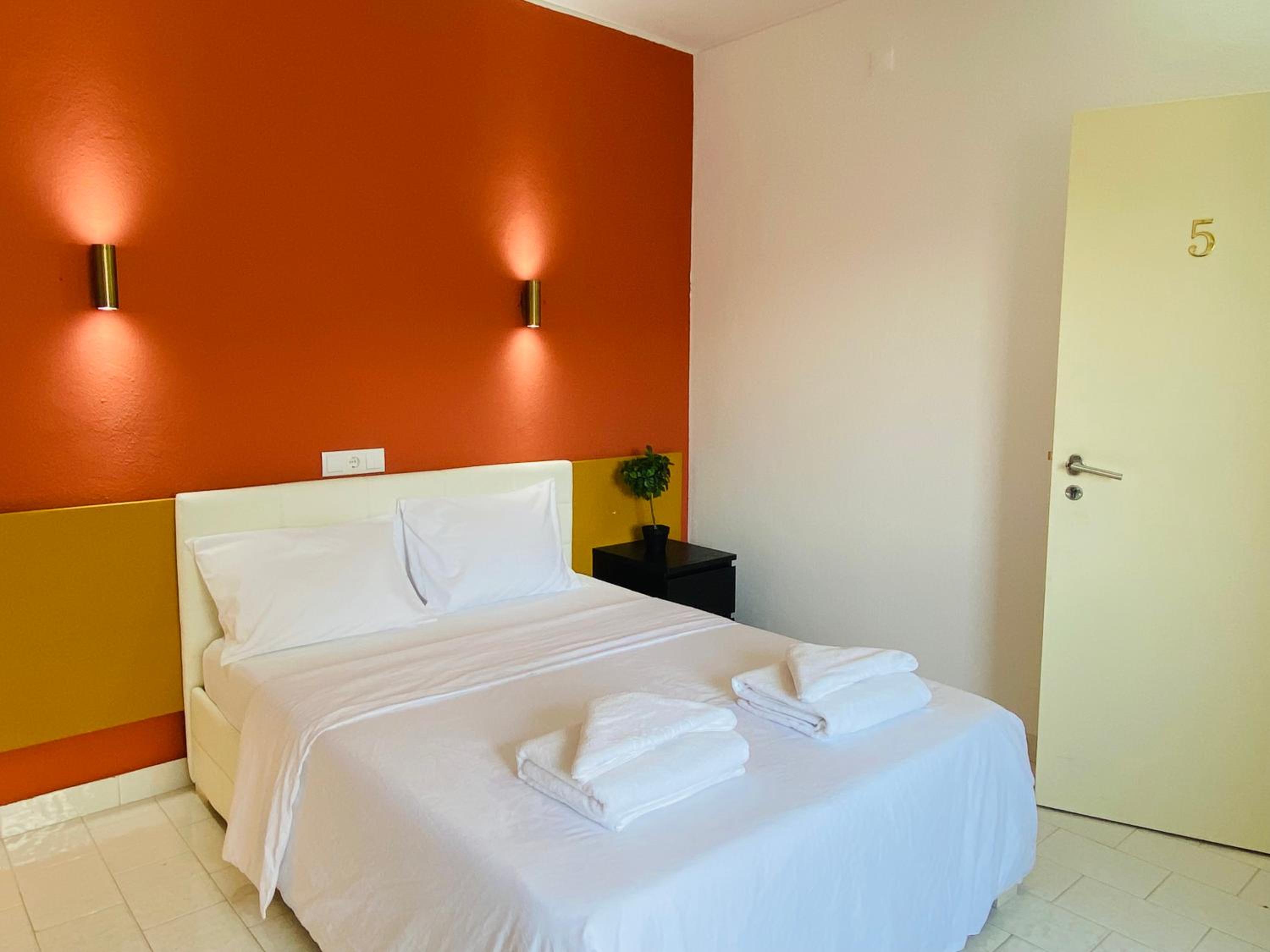 Deluxe Double Room with Private Bathroom