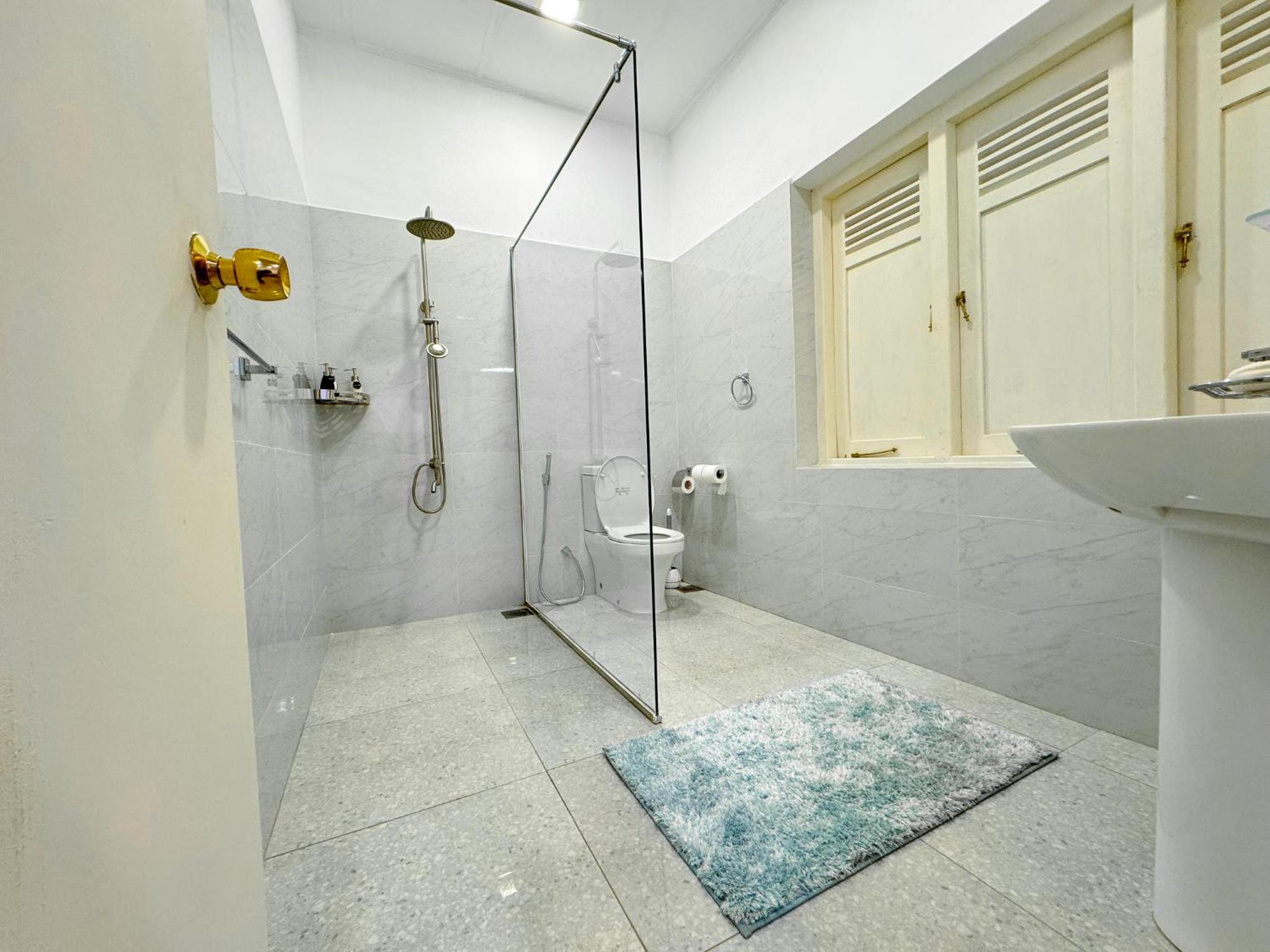 Double Room with Private Bathroom photo 3