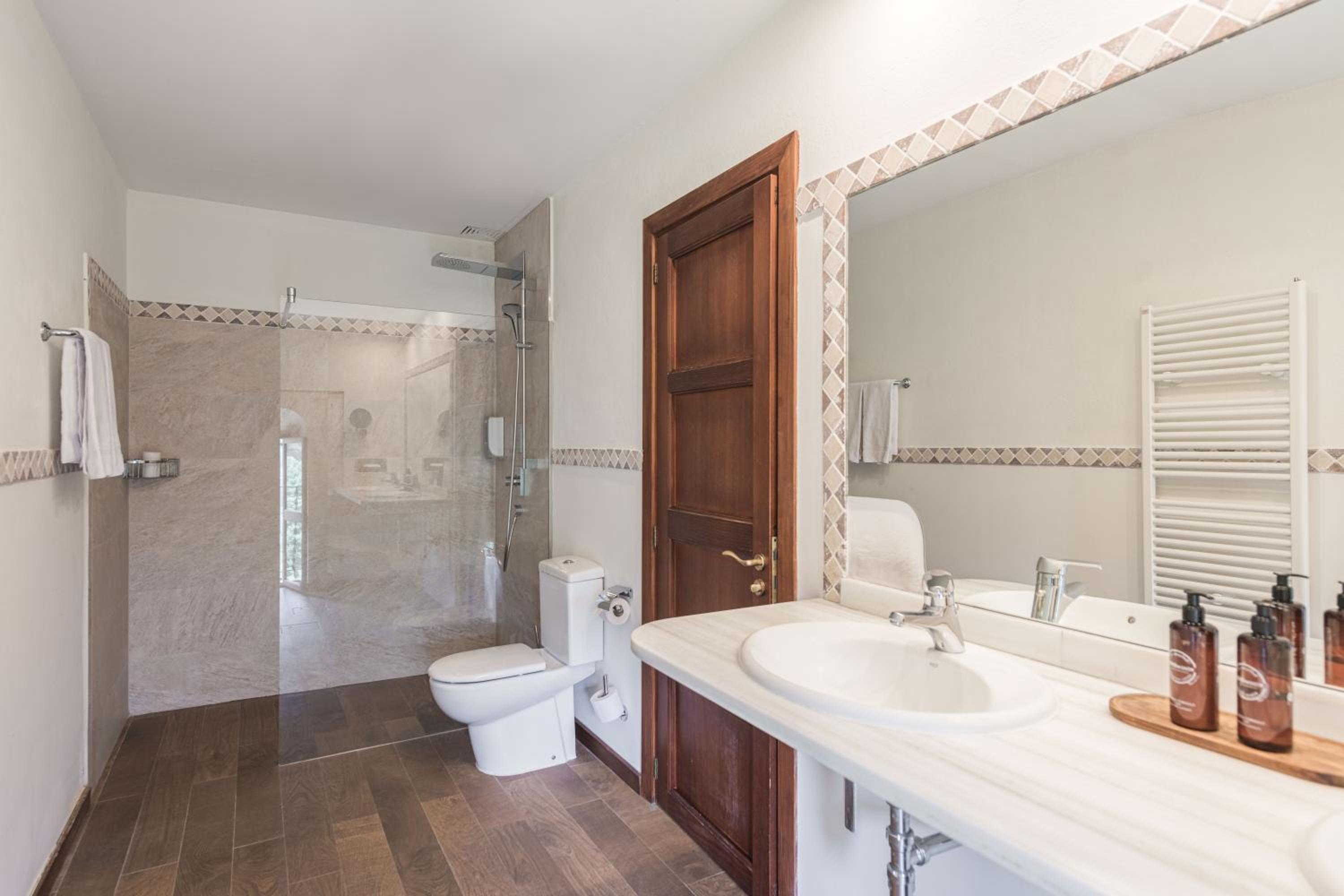 Junior Suite - Photo 8