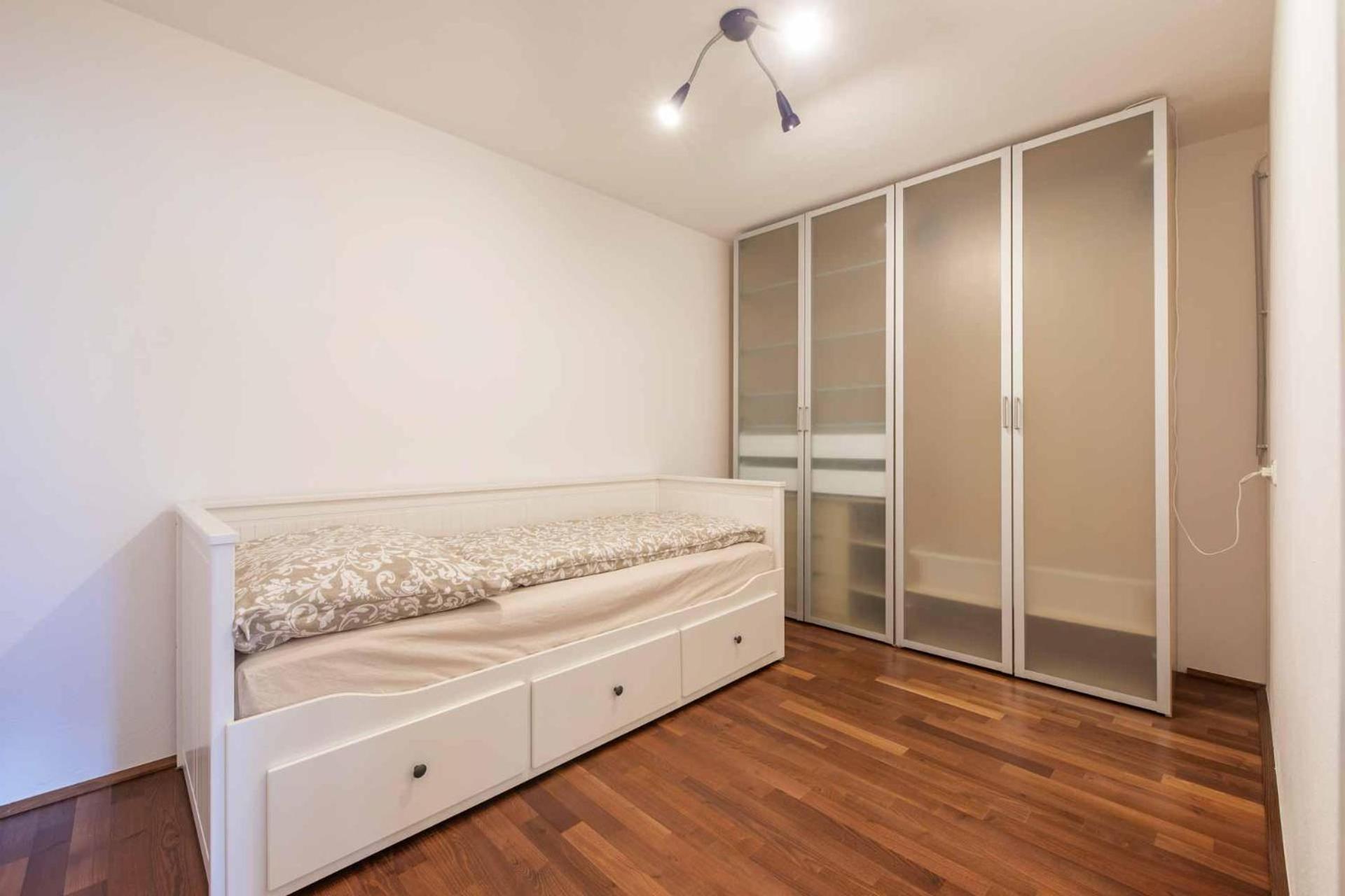 Three-Bedroom Apartment photo 2