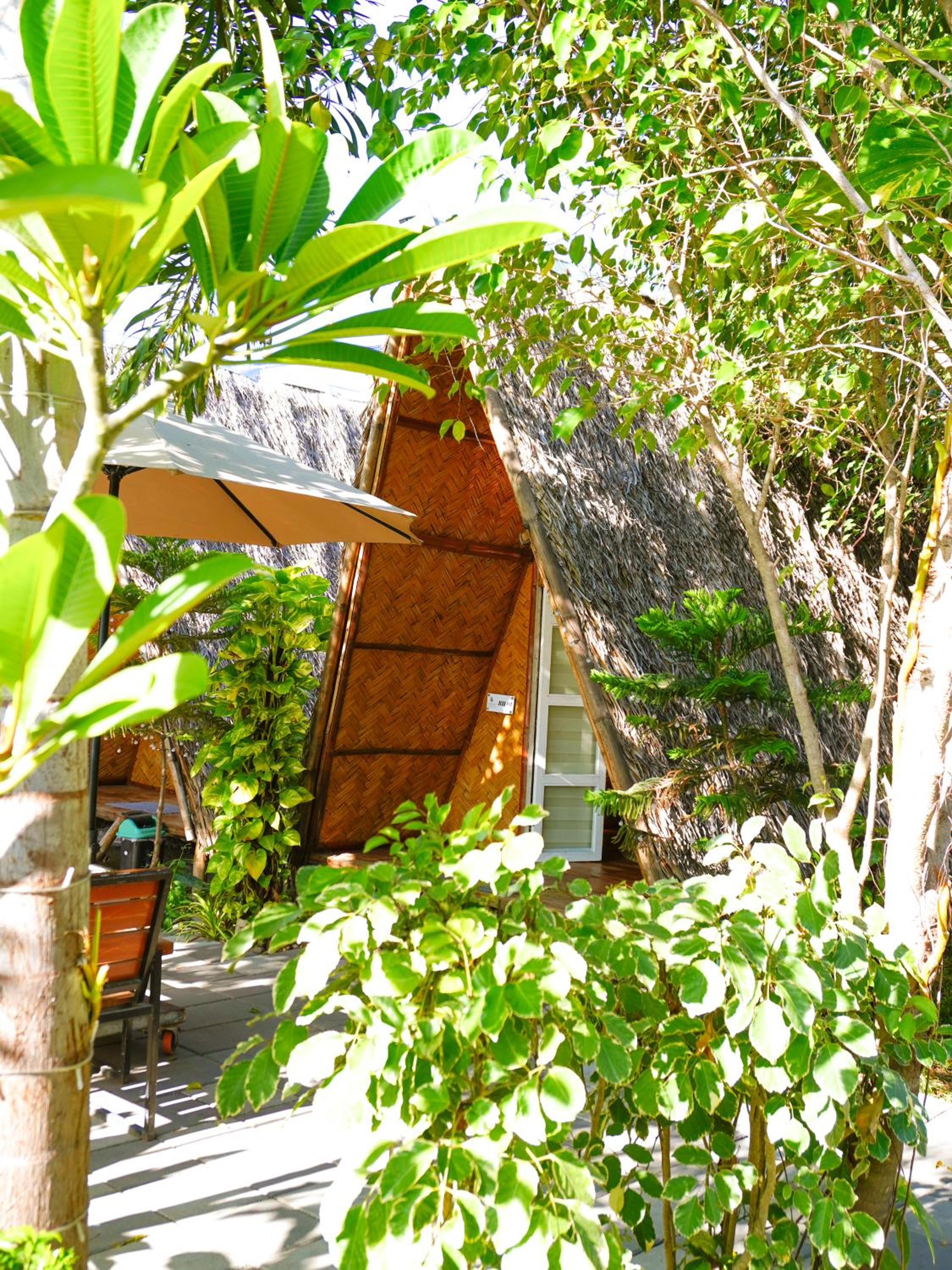 Deluxe Double or Twin Room with Pool View - Photo 6