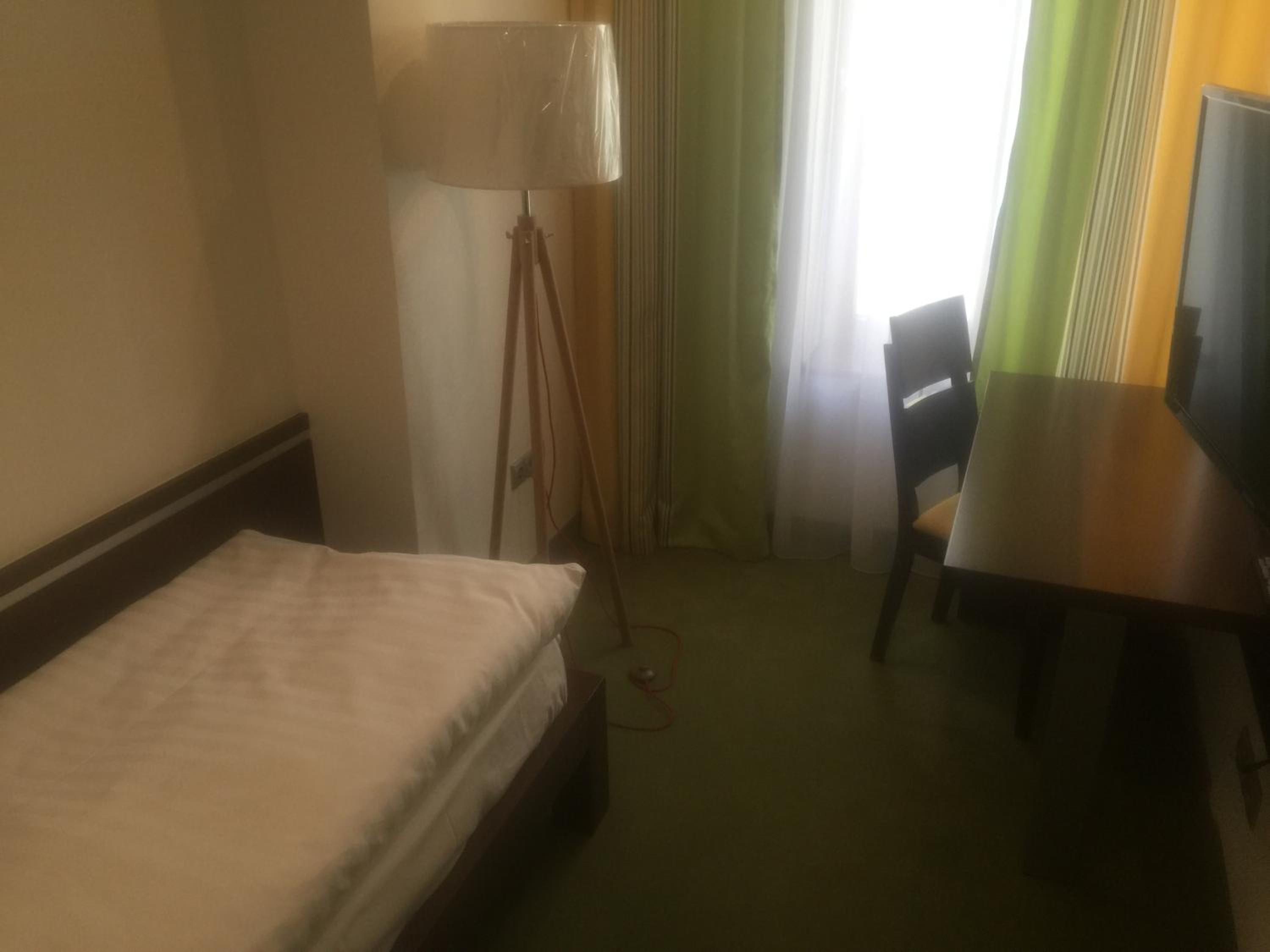 Single Room photo 1