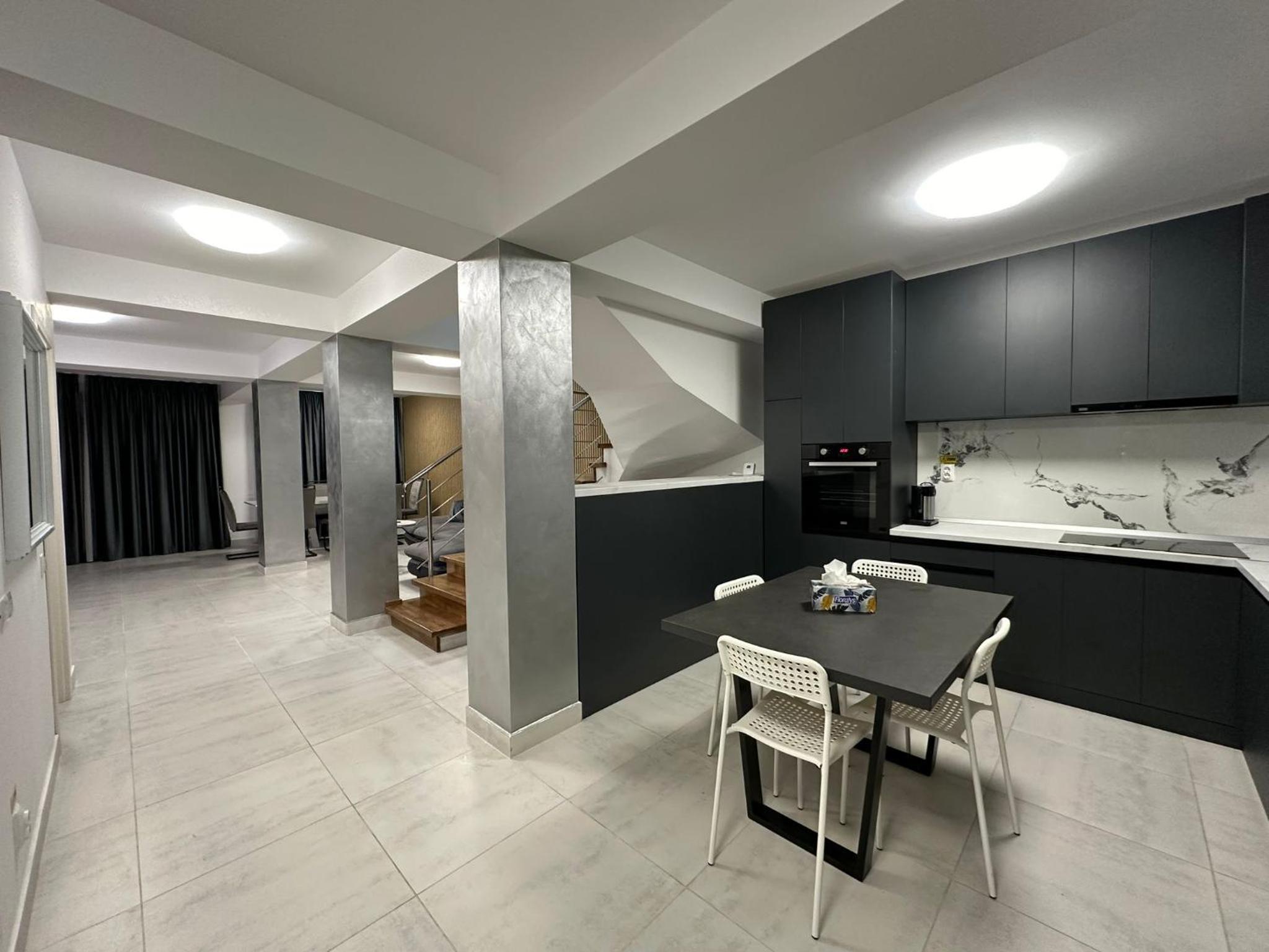 Villa photo 2