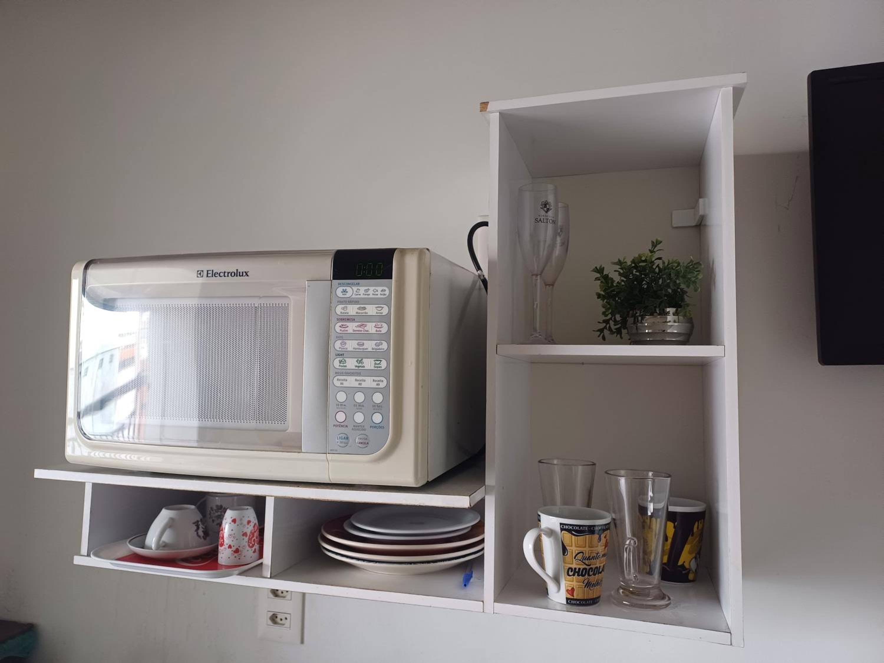 One-Bedroom Apartment - Photo 21